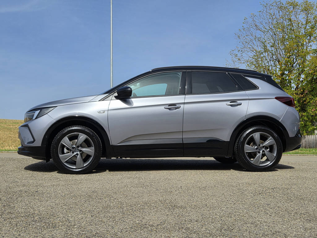 OPEL Grandland 1.2 T 130cv GS Line automatique-image-4