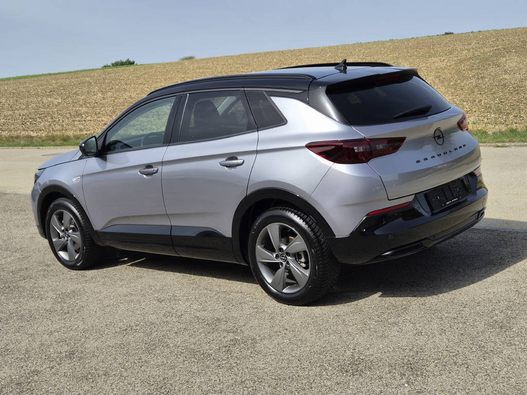 OPEL Grandland 1.2 T 130cv GS Line automatique-image-2