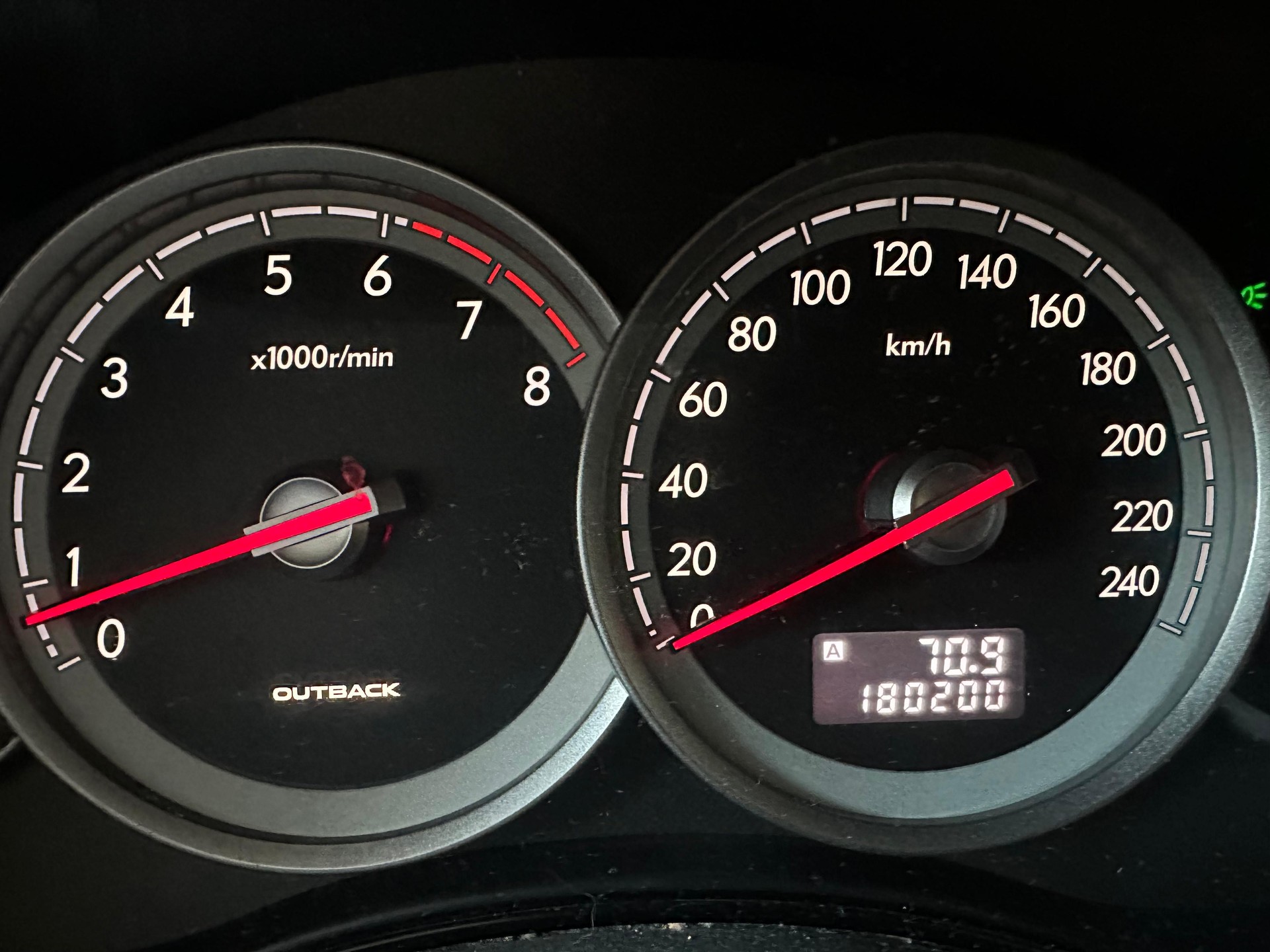 SUBARU Outback 2.5i AWD-image-7