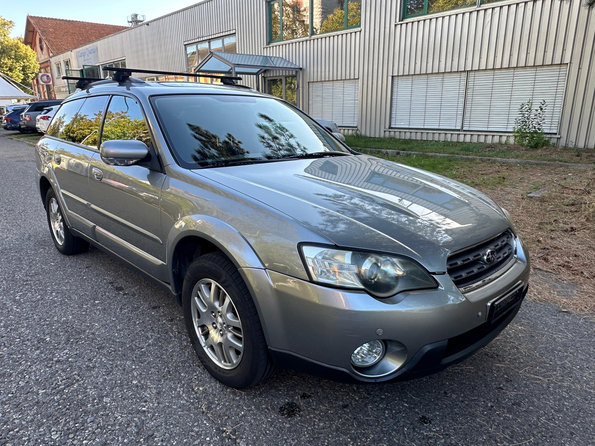 SUBARU Outback 2.5i AWD-image-1