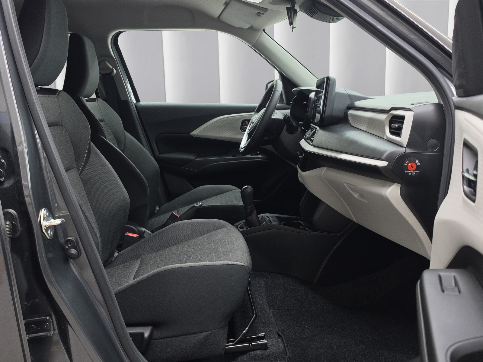 SUZUKI Swift 1.2 Compact+ Hybrid 4x4-image-11