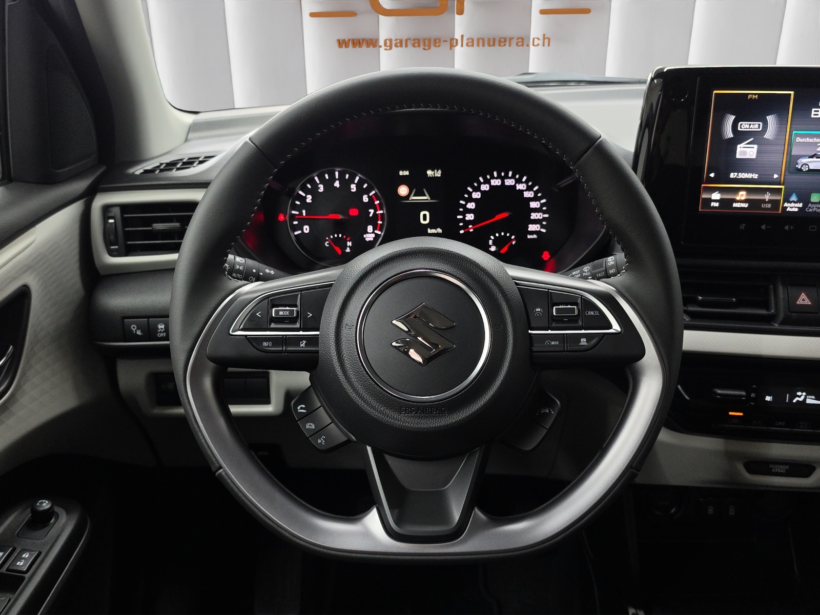 SUZUKI Swift 1.2 Compact+ Hybrid 4x4-image-7