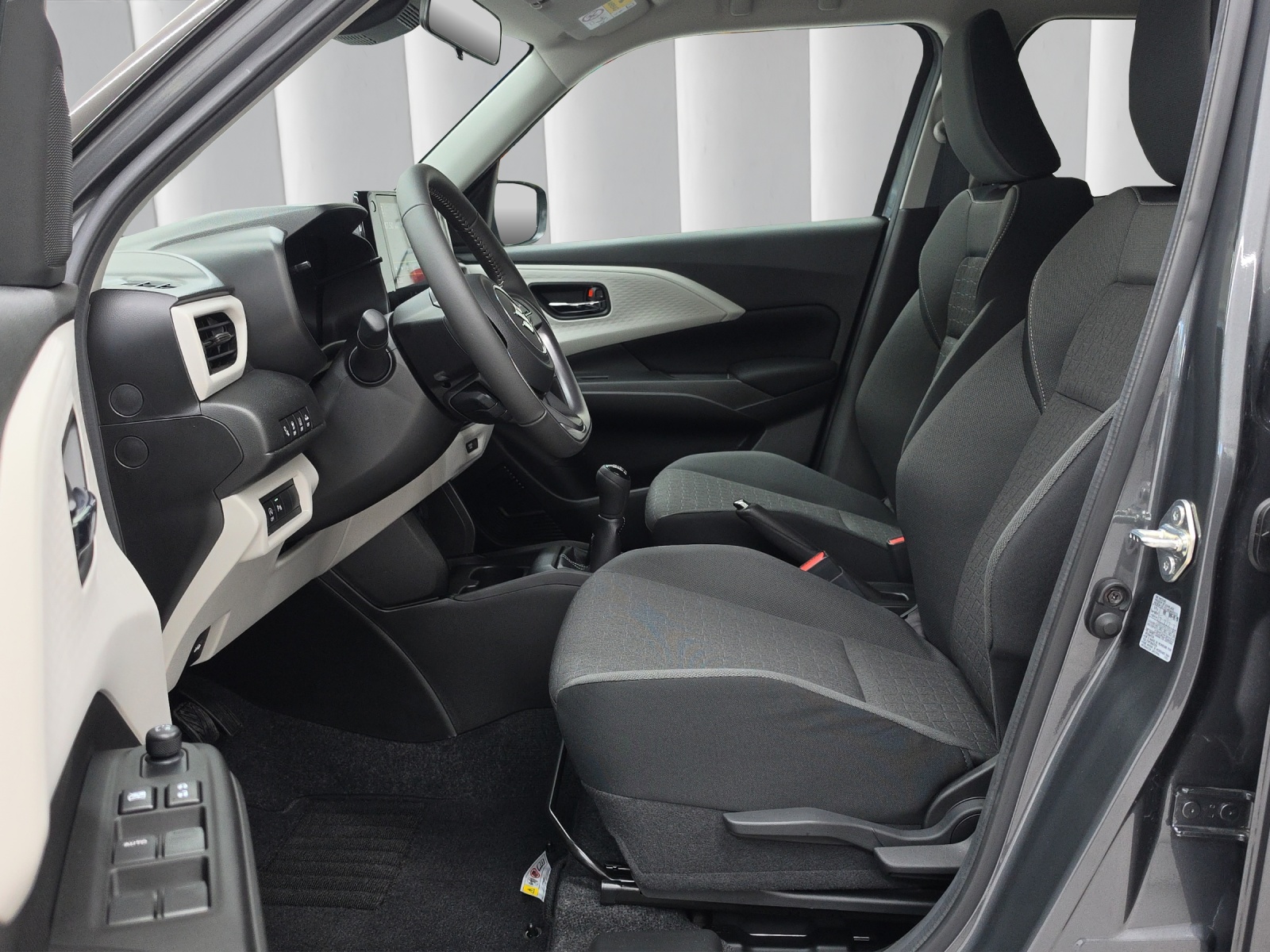 SUZUKI Swift 1.2 Compact+ Hybrid 4x4-image-10