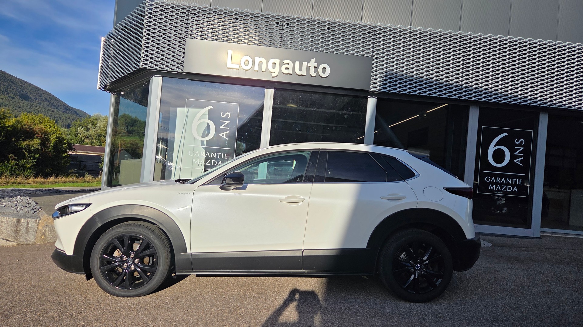 MAZDA CX-30 SKYACTIV-X 186 M Hybrid AWD Homura Automat