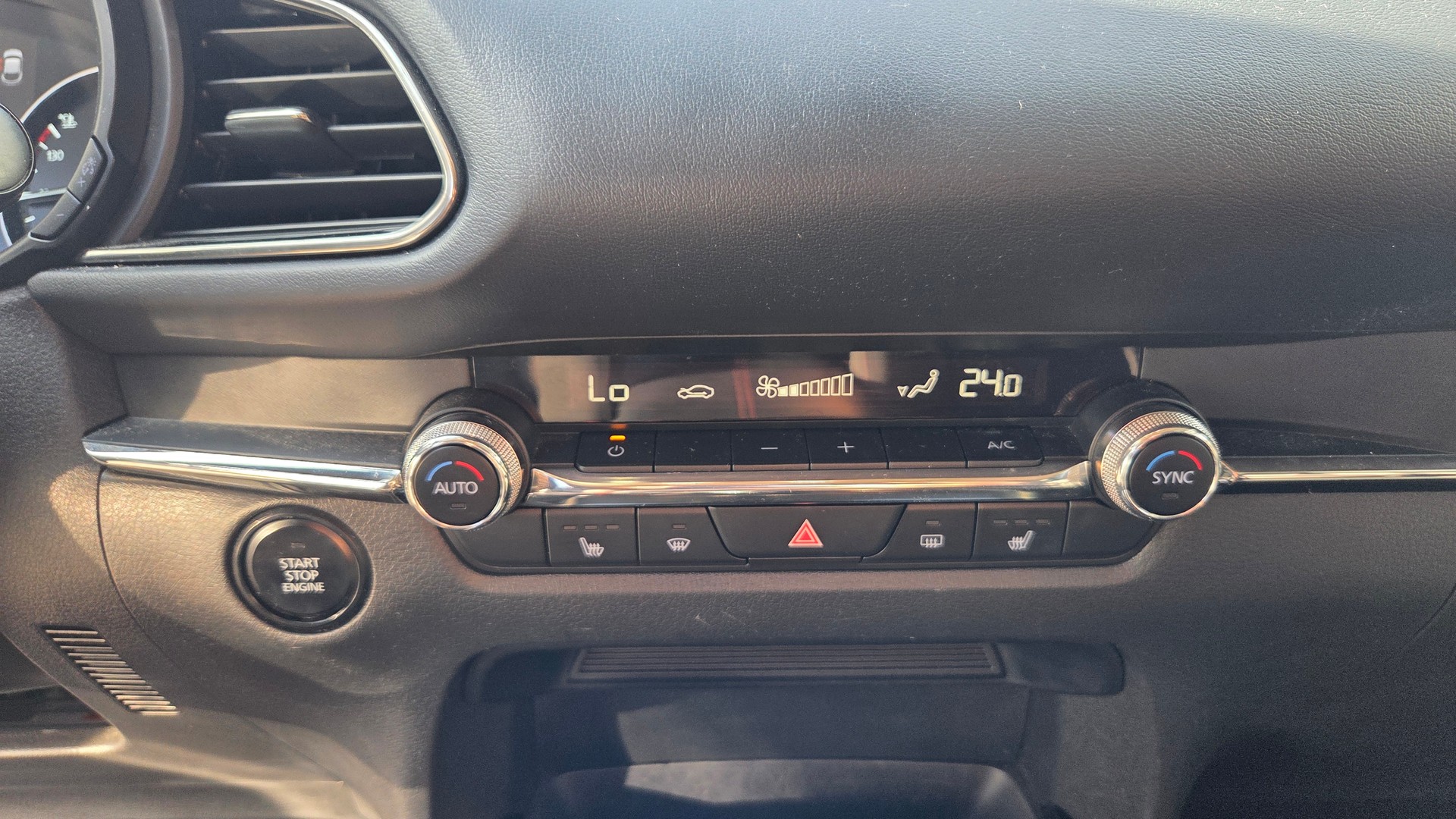MAZDA CX-30 SKYACTIV-X 186 M Hybrid AWD Homura Automat-image-14