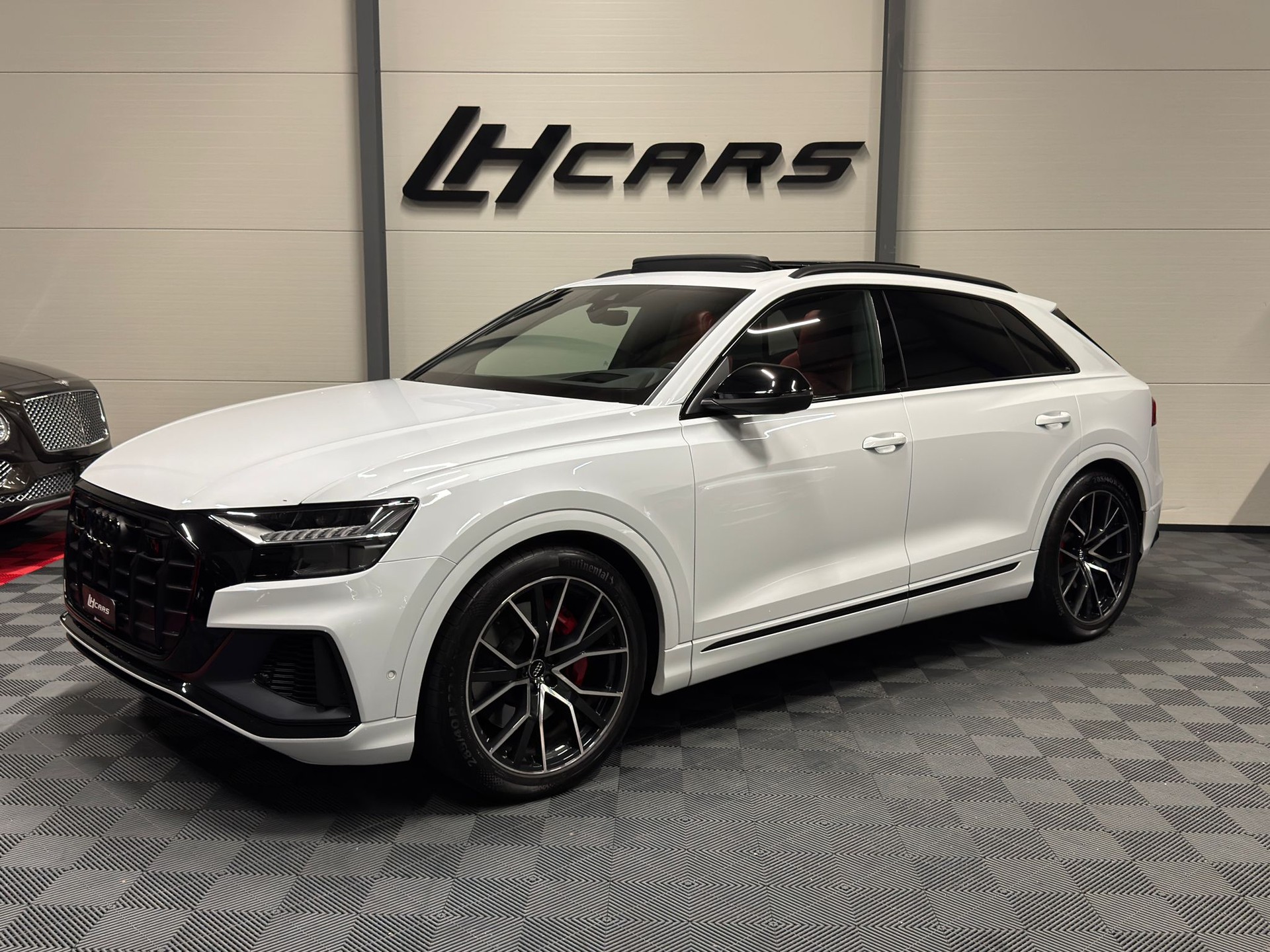 AUDI SQ8 4.0 V8 TDI quattro T-Tronic-image-0