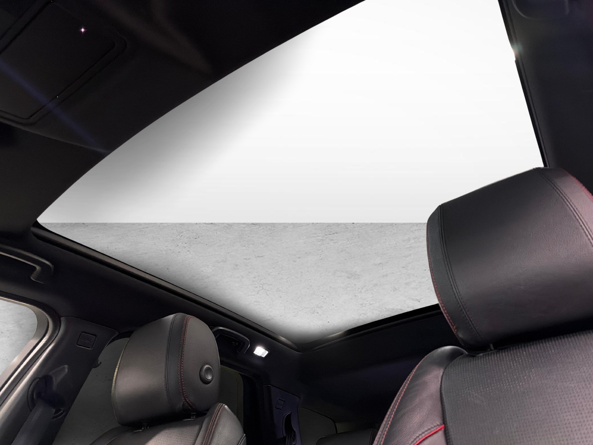 LAND ROVER Discovery Sport 2.0 Si4 R-Dynamic S-image-16