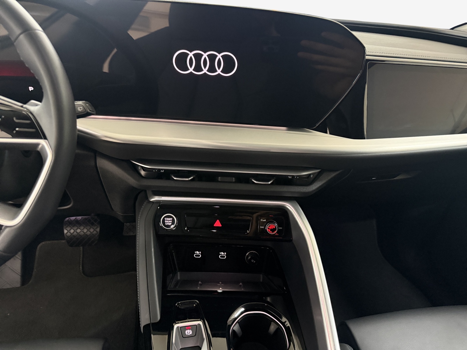 AUDI Q5 TDI quattro 150 kW S-tronic-image-10