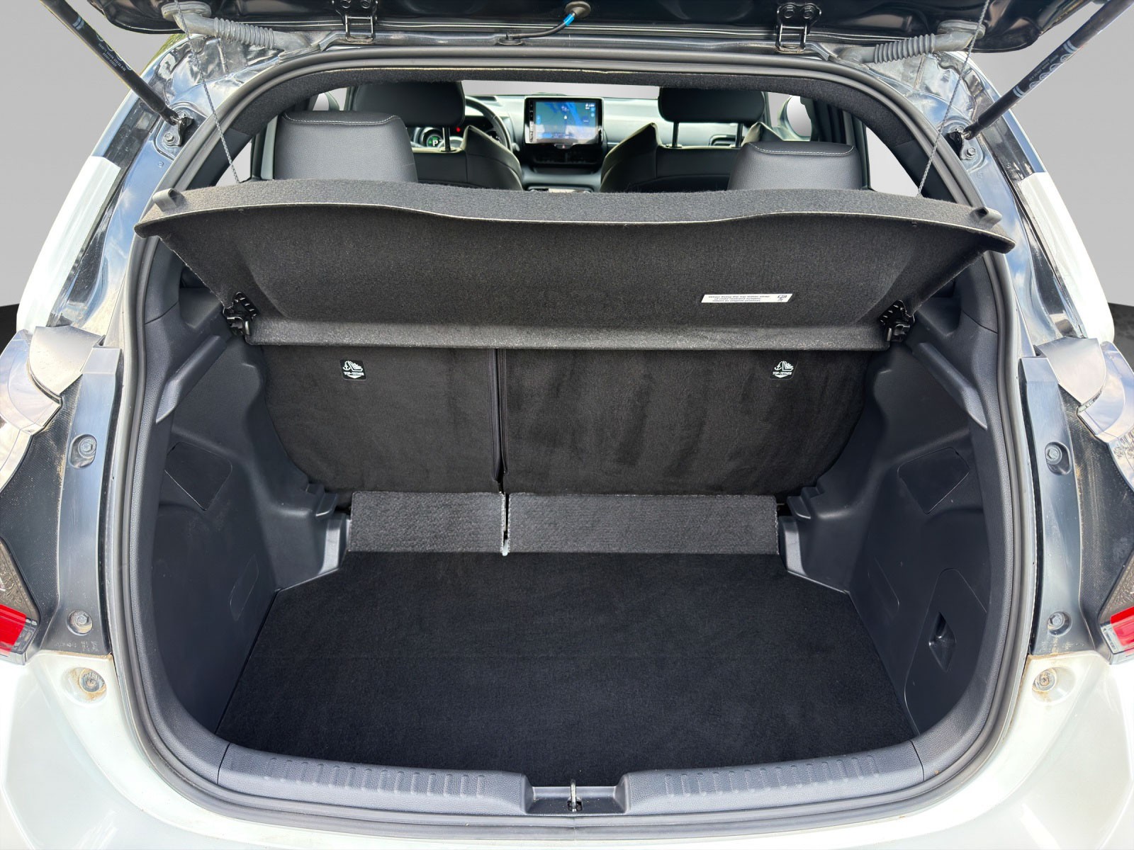 TOYOTA Yaris 1.5 Pop e-CVT-image-9