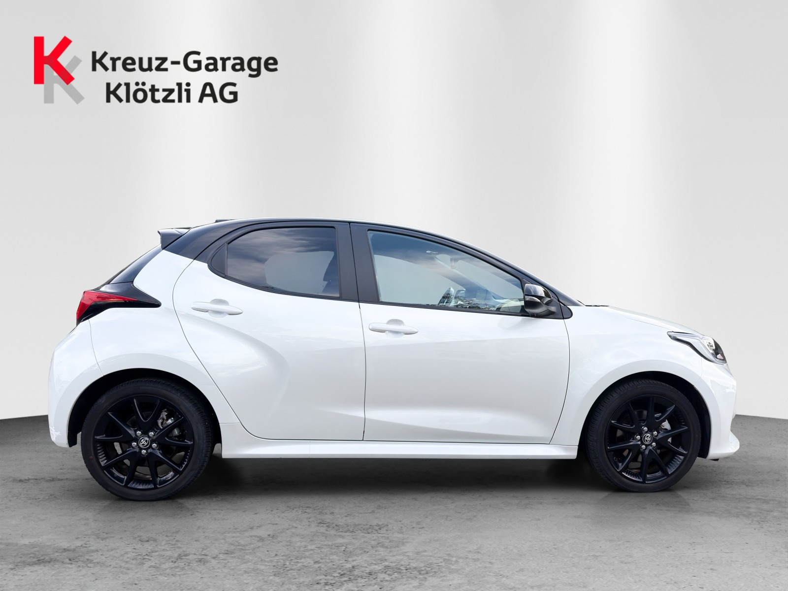 TOYOTA Yaris 1.5 Pop e-CVT-image-1