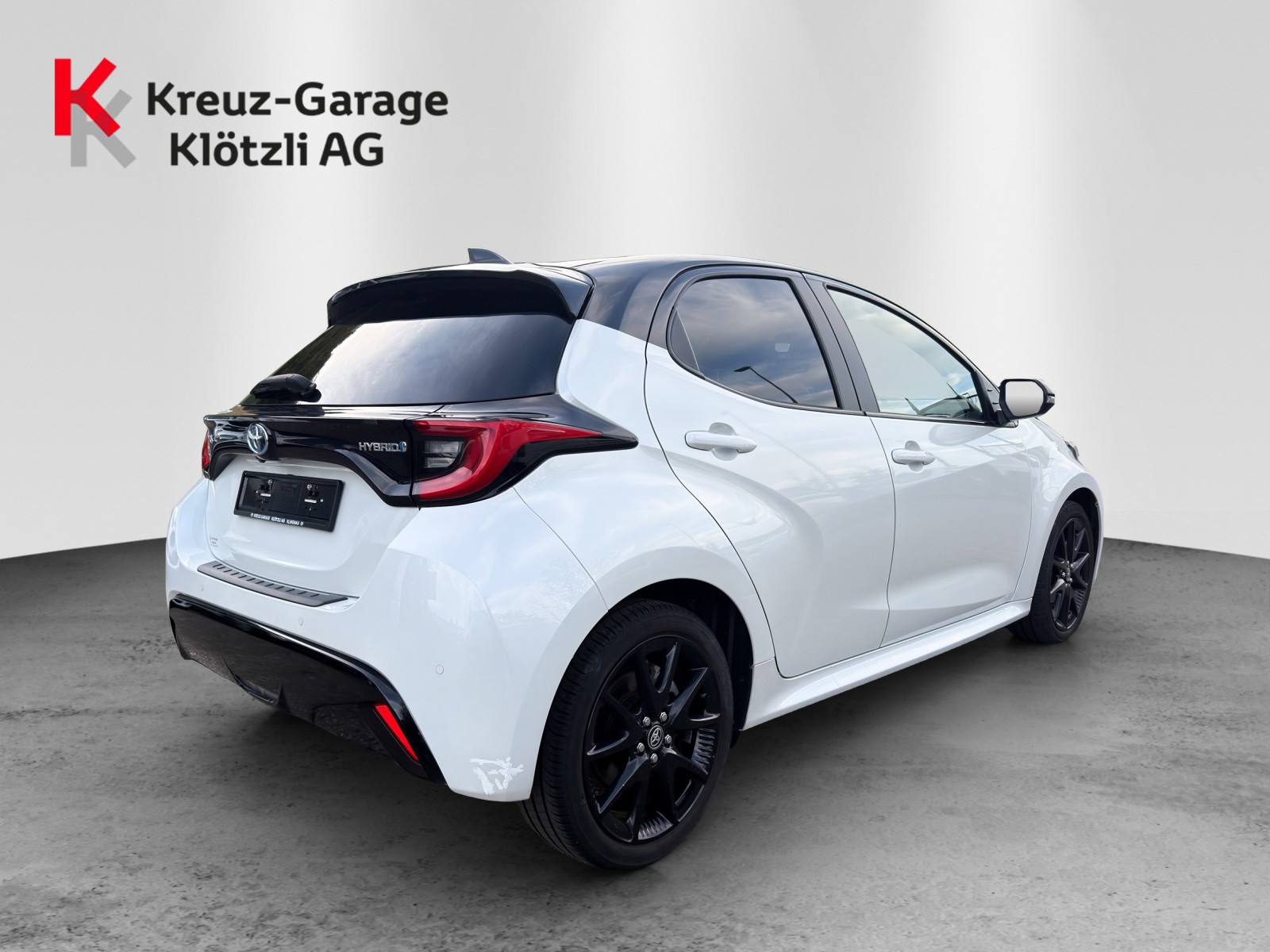 TOYOTA Yaris 1.5 Pop e-CVT-image-2