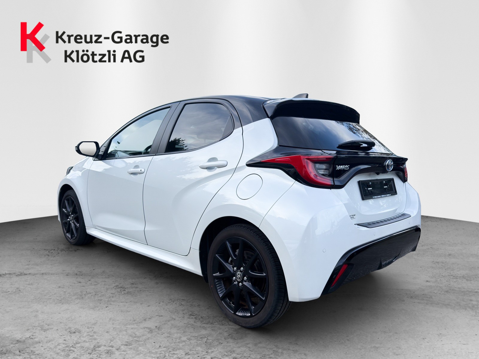 TOYOTA Yaris 1.5 Pop e-CVT-image-4