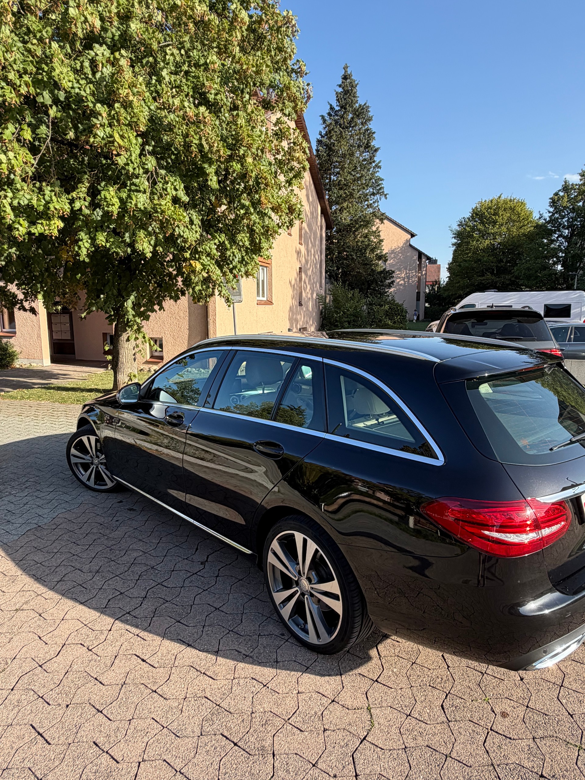 MERCEDES-BENZ C 220 BlueTec Avantgarde-image-0