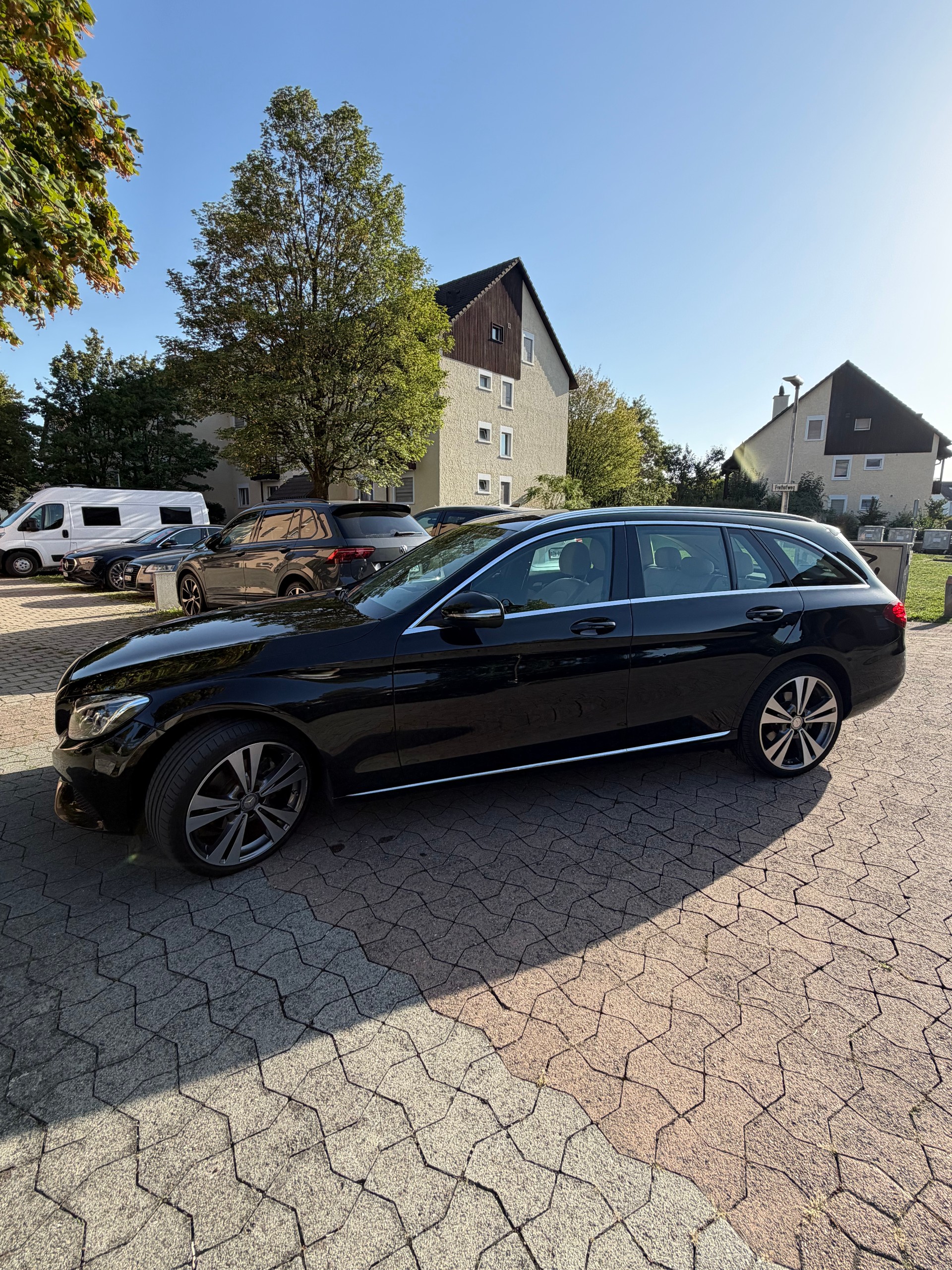MERCEDES-BENZ C 220 BlueTec Avantgarde-image-1