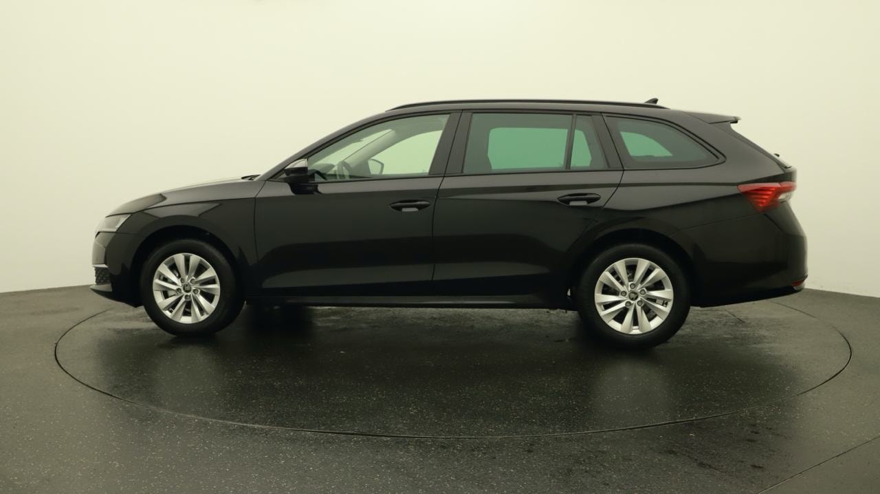SKODA Octavia Combi 2.0 TDI DSG Selection-showroom-element-1