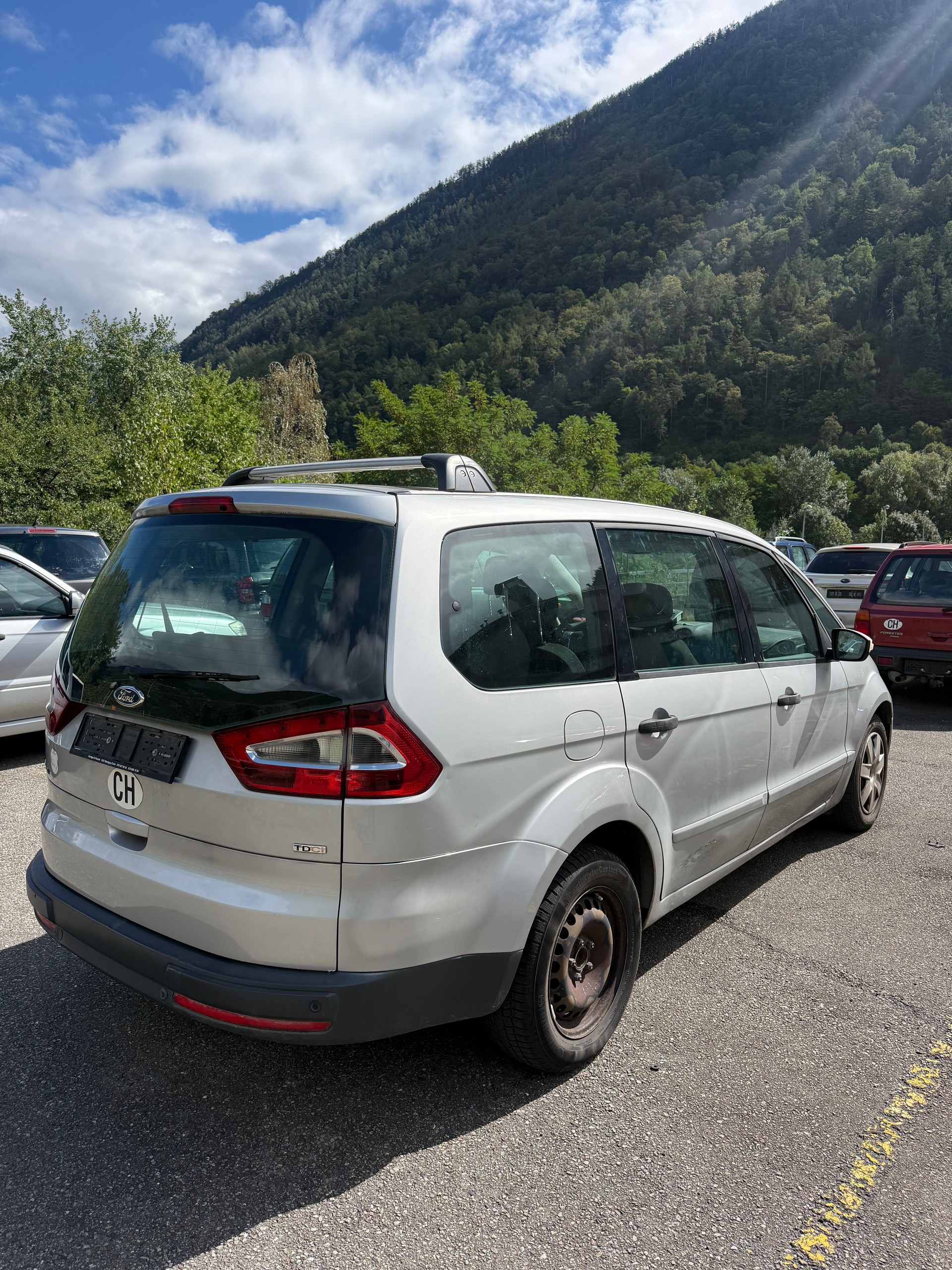 FORD Galaxy 2.0 TDCi Ambiente-image-4