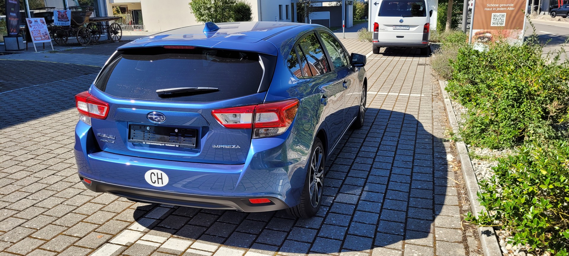 SUBARU 2.0i Swiss Plus-image-2