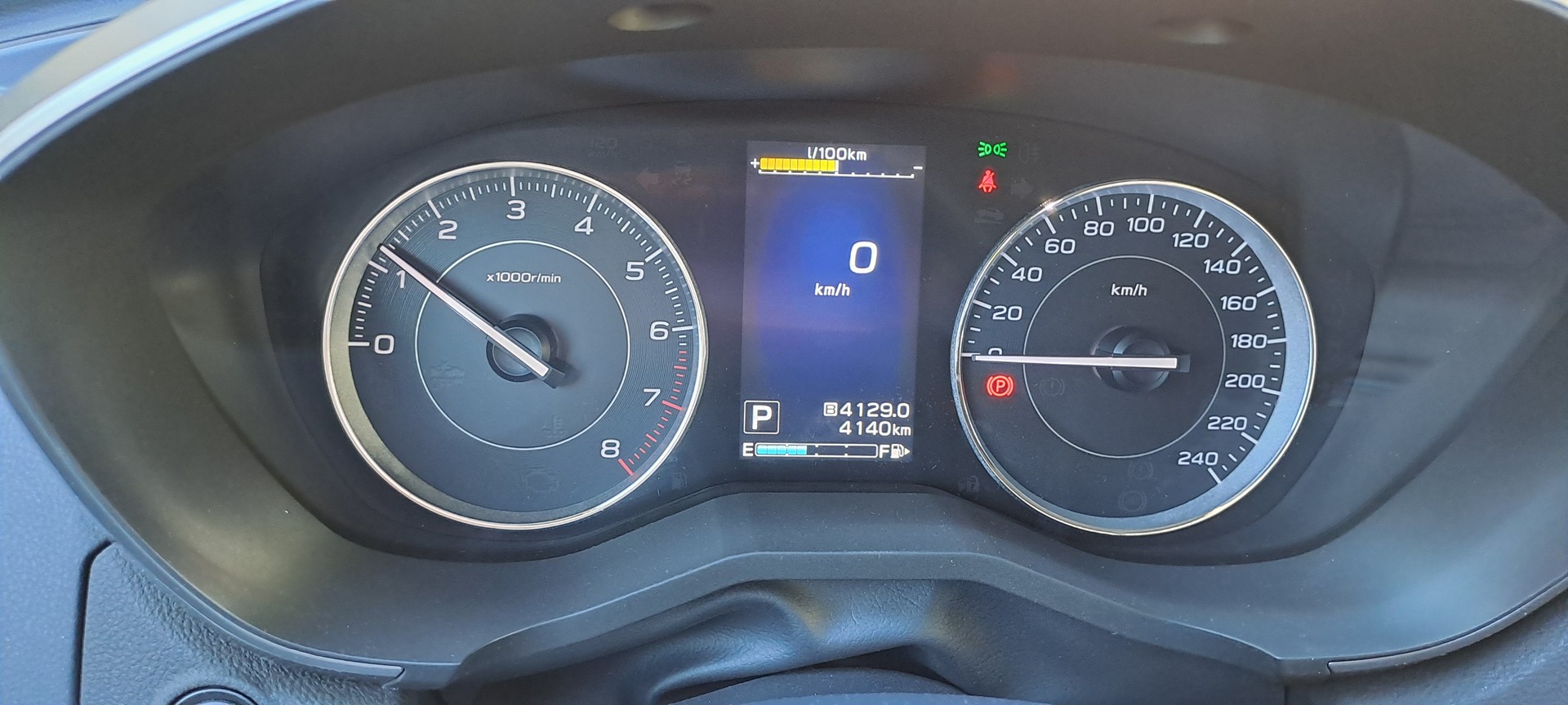 SUBARU 2.0i Swiss Plus-image-4
