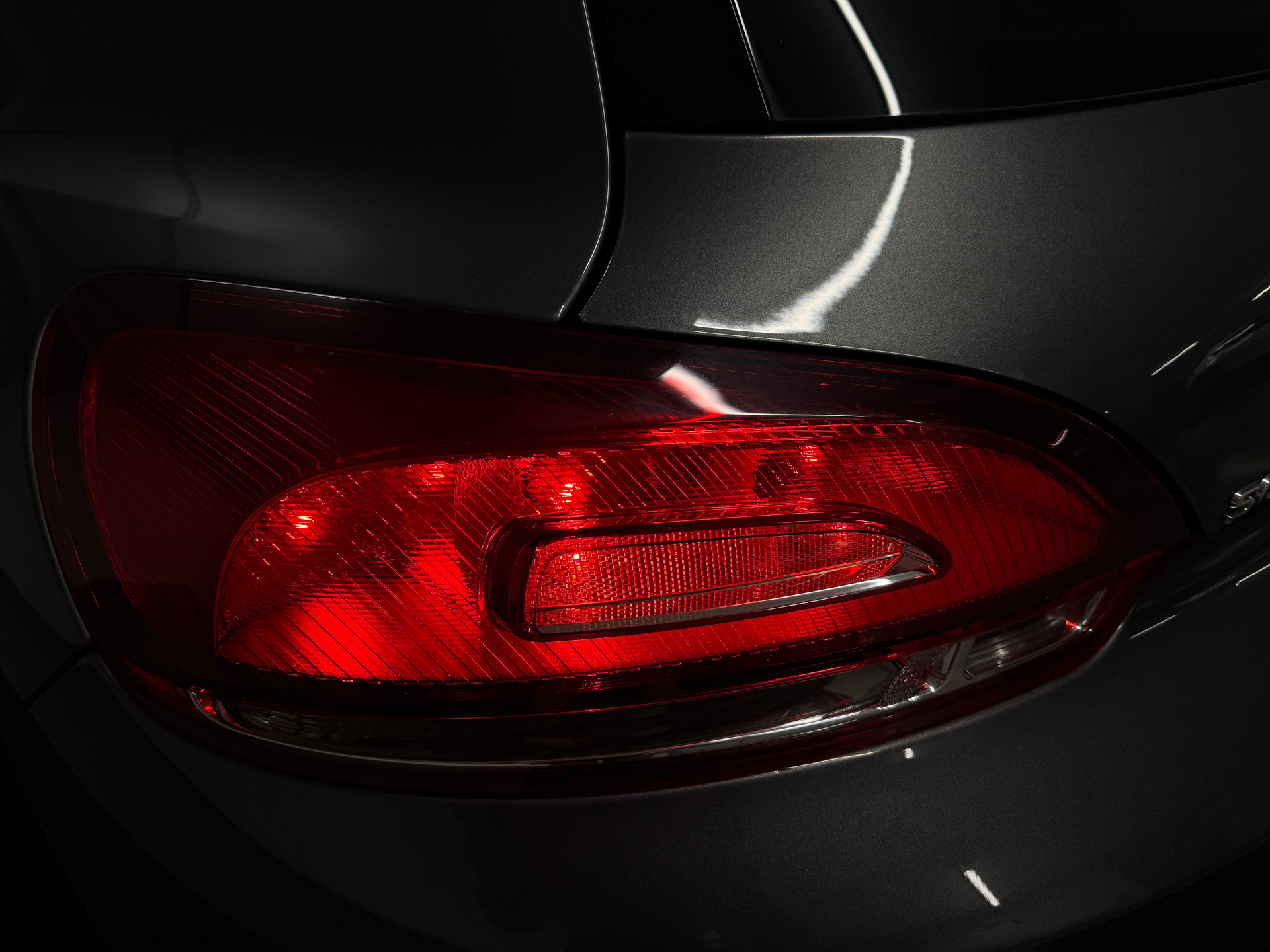 VW Scirocco 1.4 TSI BlueMotion Technology-image-10