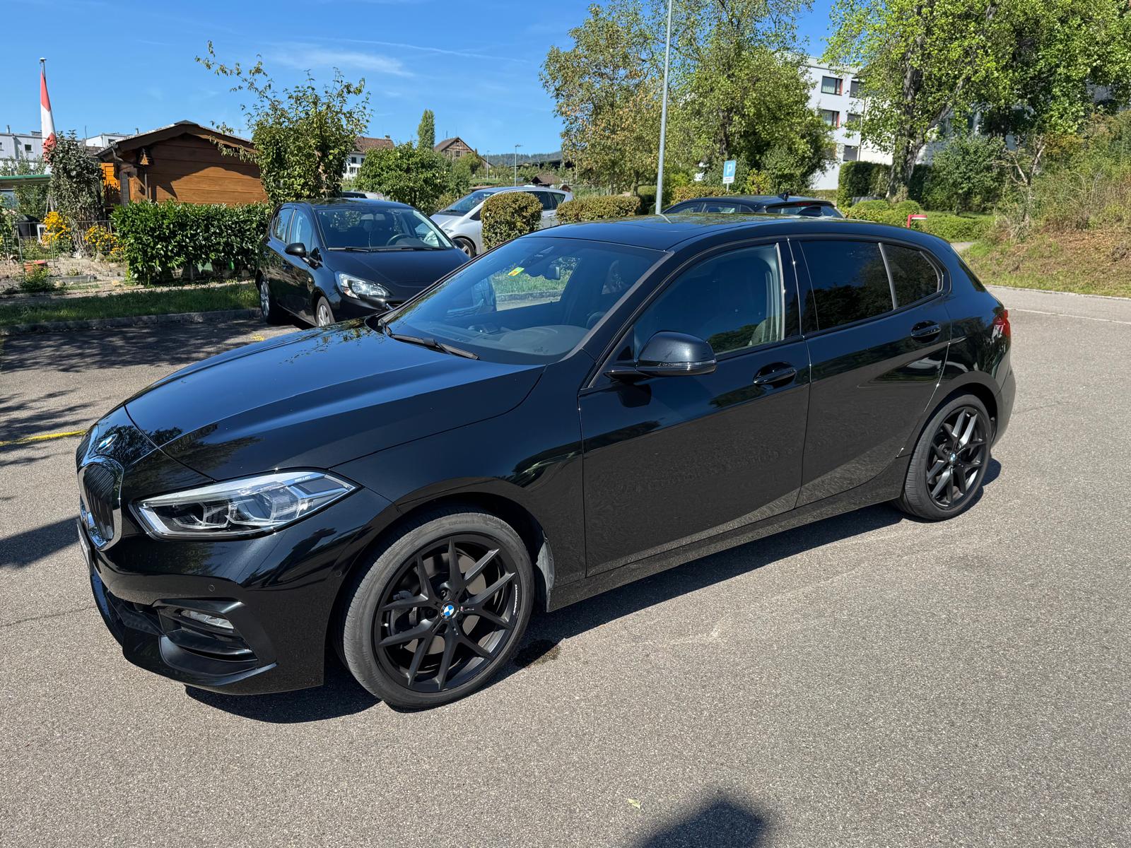 BMW 120d xDrive-image-1
