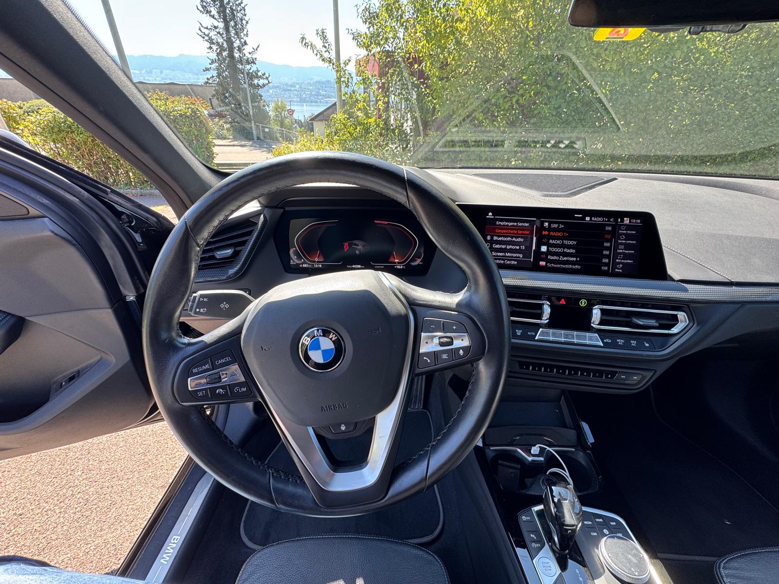 BMW 120d xDrive-image-4