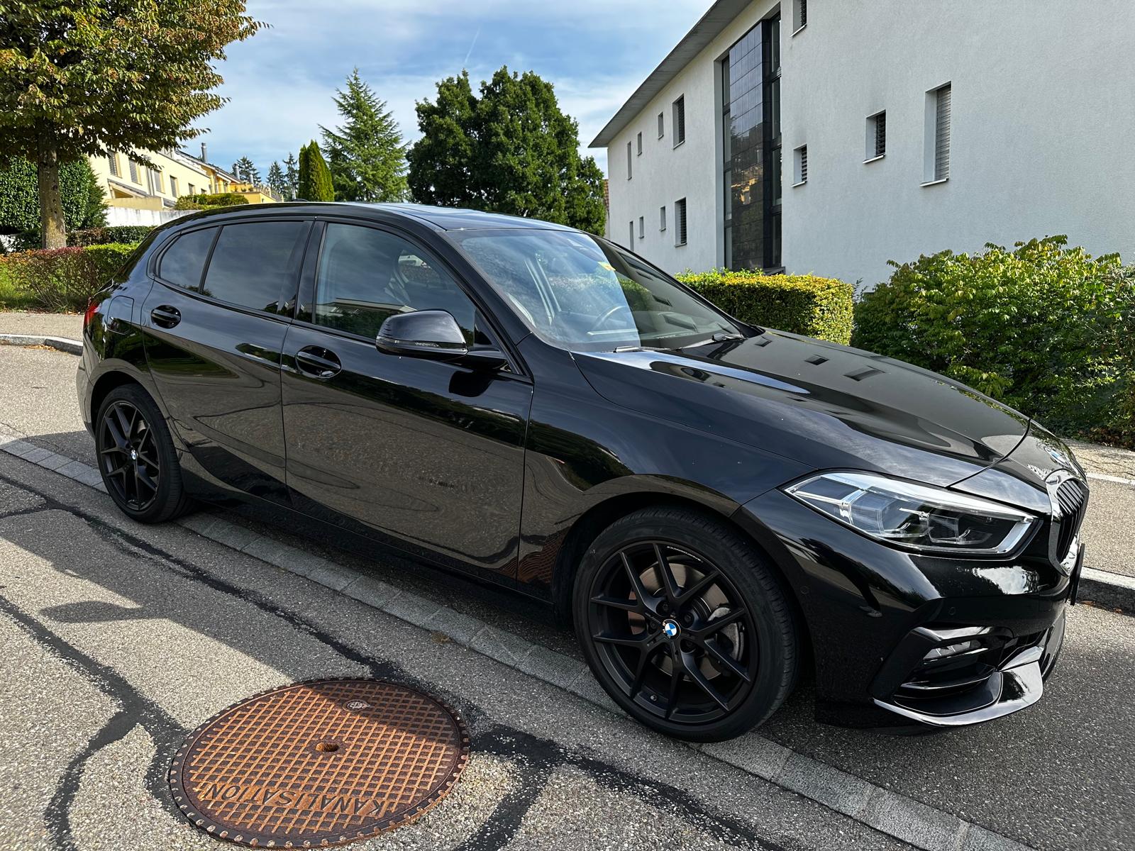 BMW 120d xDrive-image-0