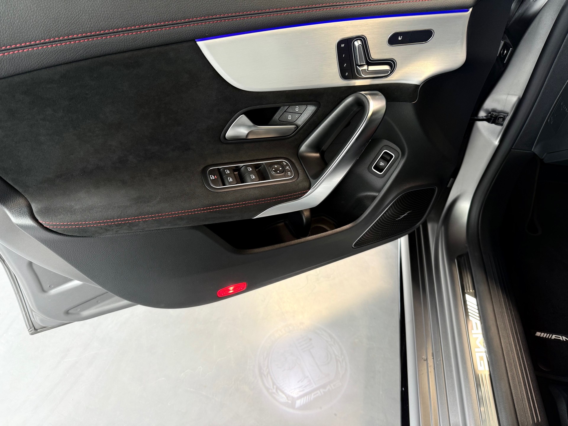 MERCEDES-BENZ CLA 45 S AMG 4Matic+ 8G-DCT-image-11