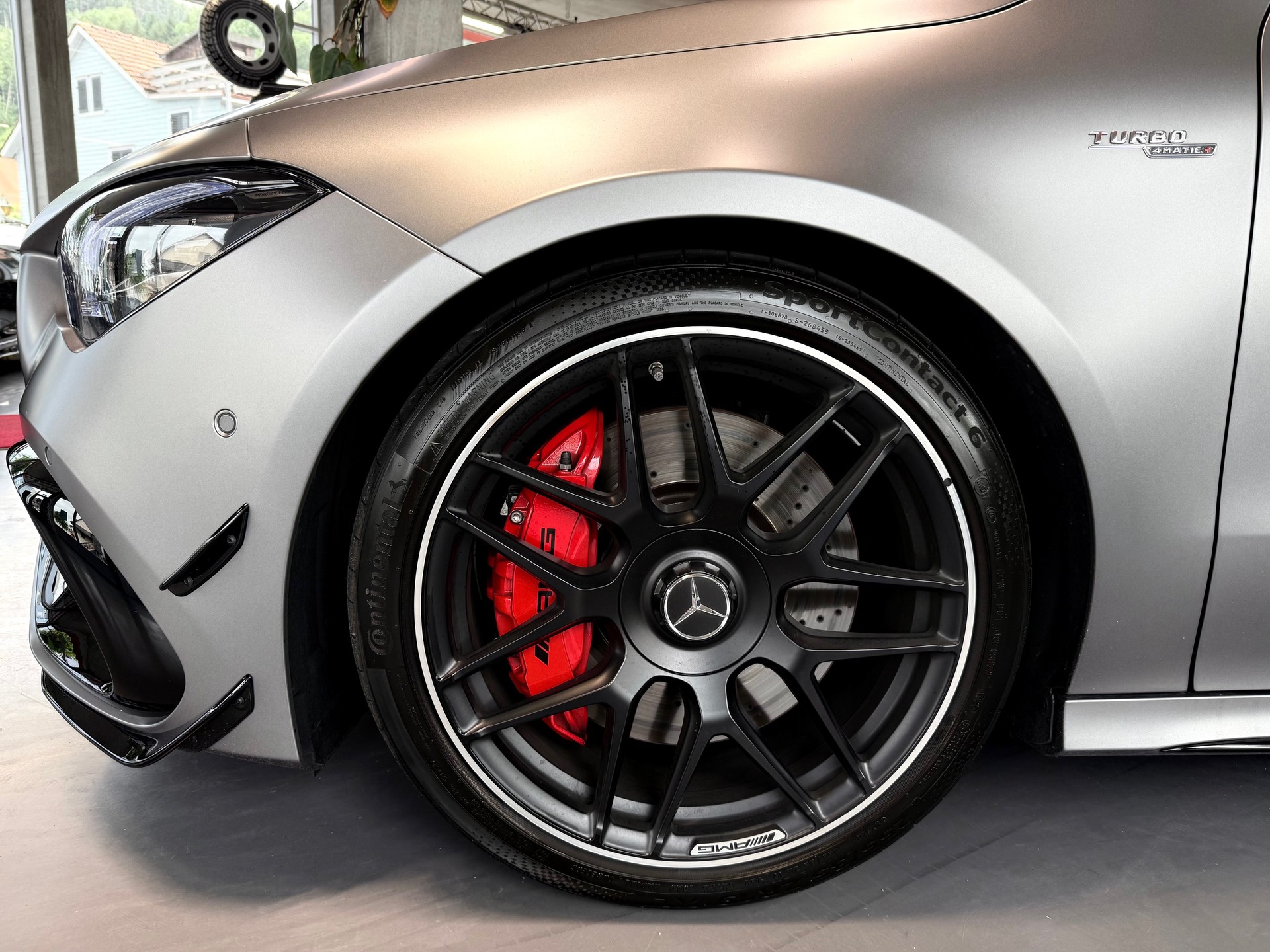 MERCEDES-BENZ CLA 45 S AMG 4Matic+ 8G-DCT-image-5