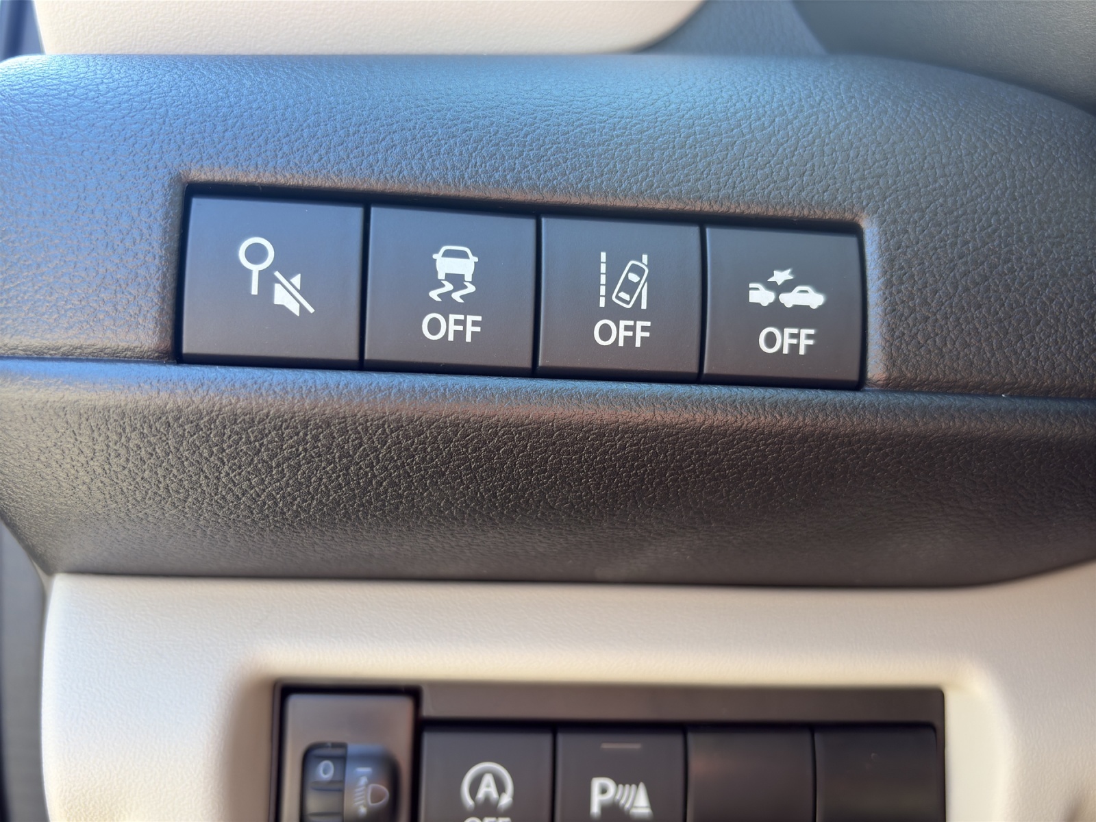 SUZUKI Swift 1.2 Piz Sulai Top Hybrid 4x4-image-17