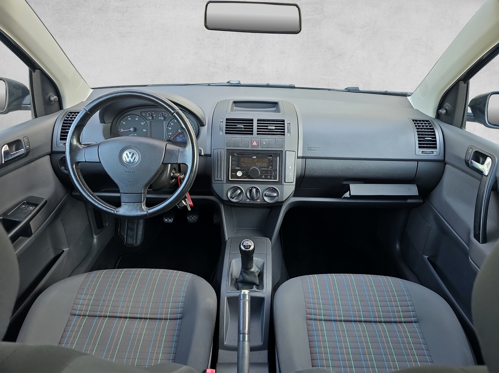 VW Polo 1.2 16V Trendline (Neue Klimaanlage)-image-7