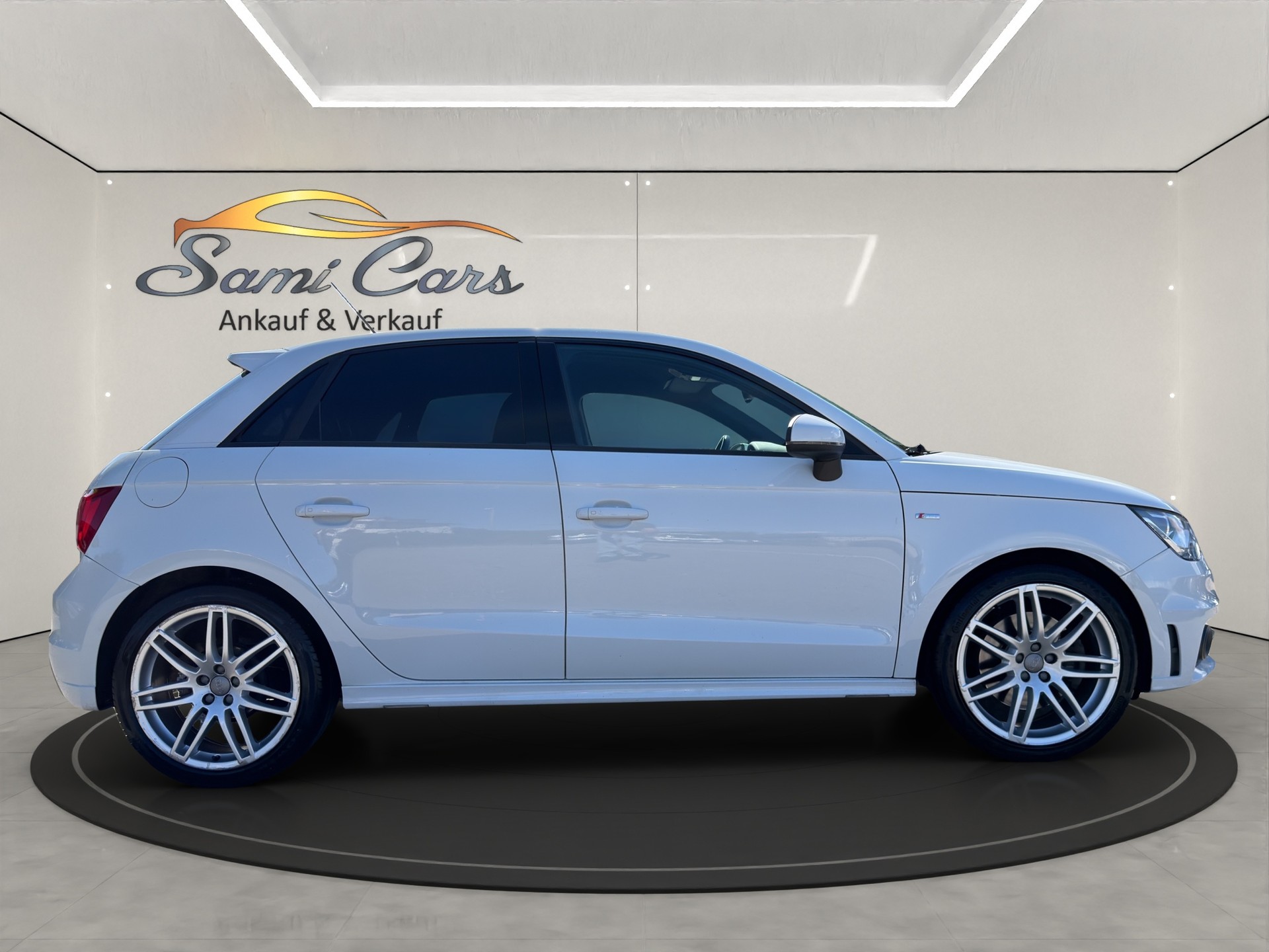 AUDI A1 Sportback Sport 1.4 TFSI Ambition S-tronic-image-7