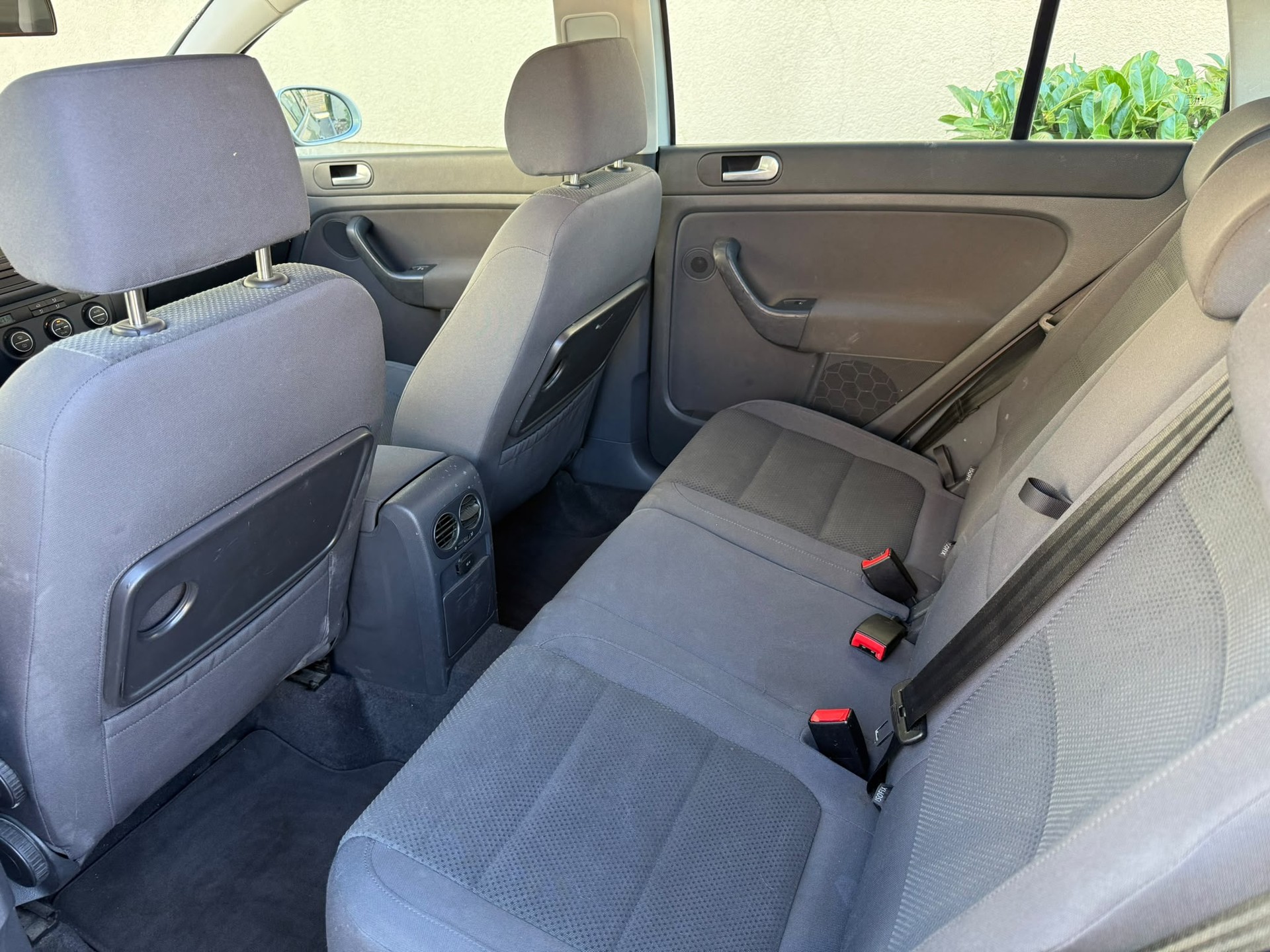 VW Golf Plus 1.6 FSI Comfortline-image-11