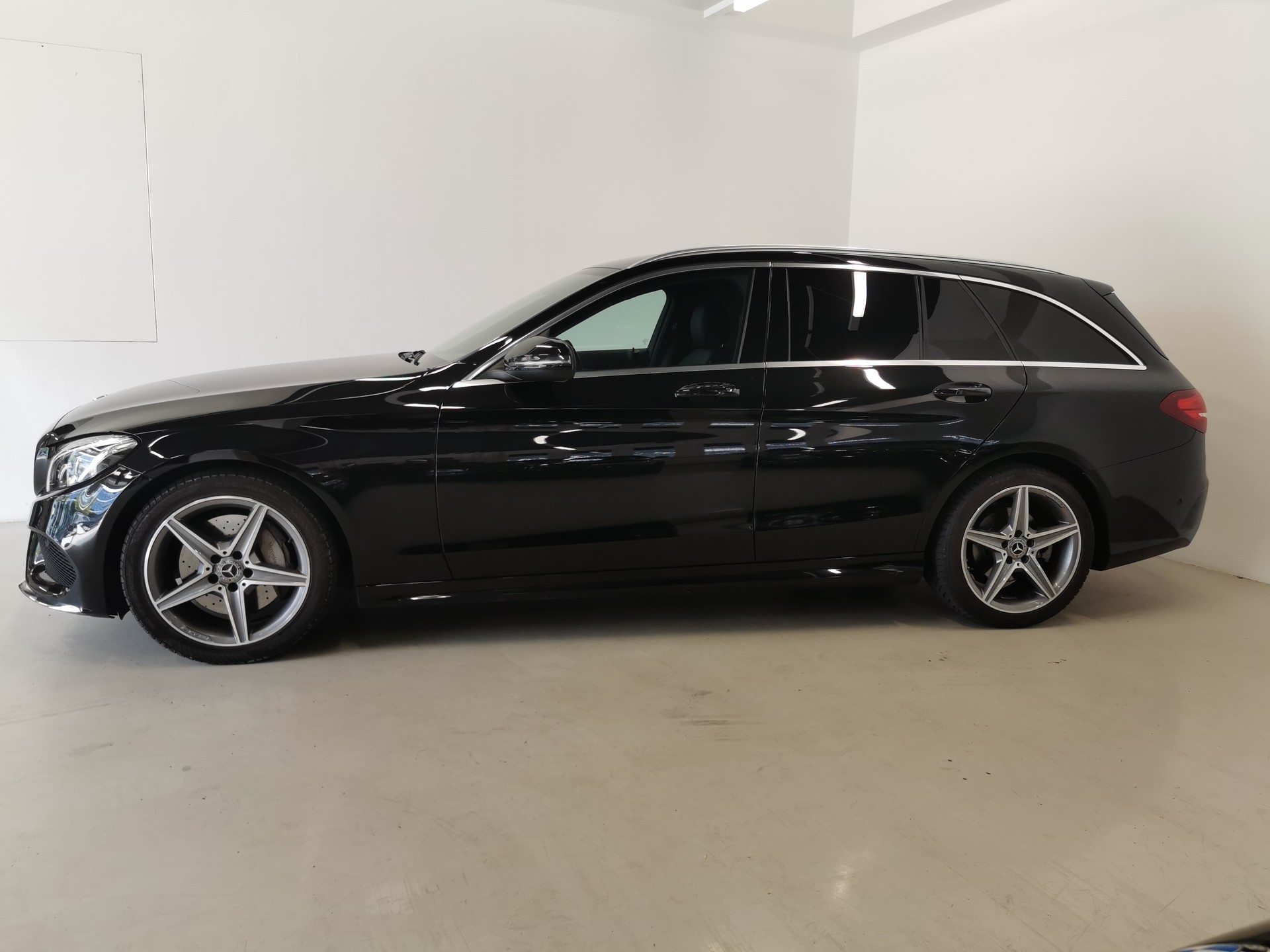 MERCEDES-BENZ C 250 d 4Matic 9G-Tronic-image-2