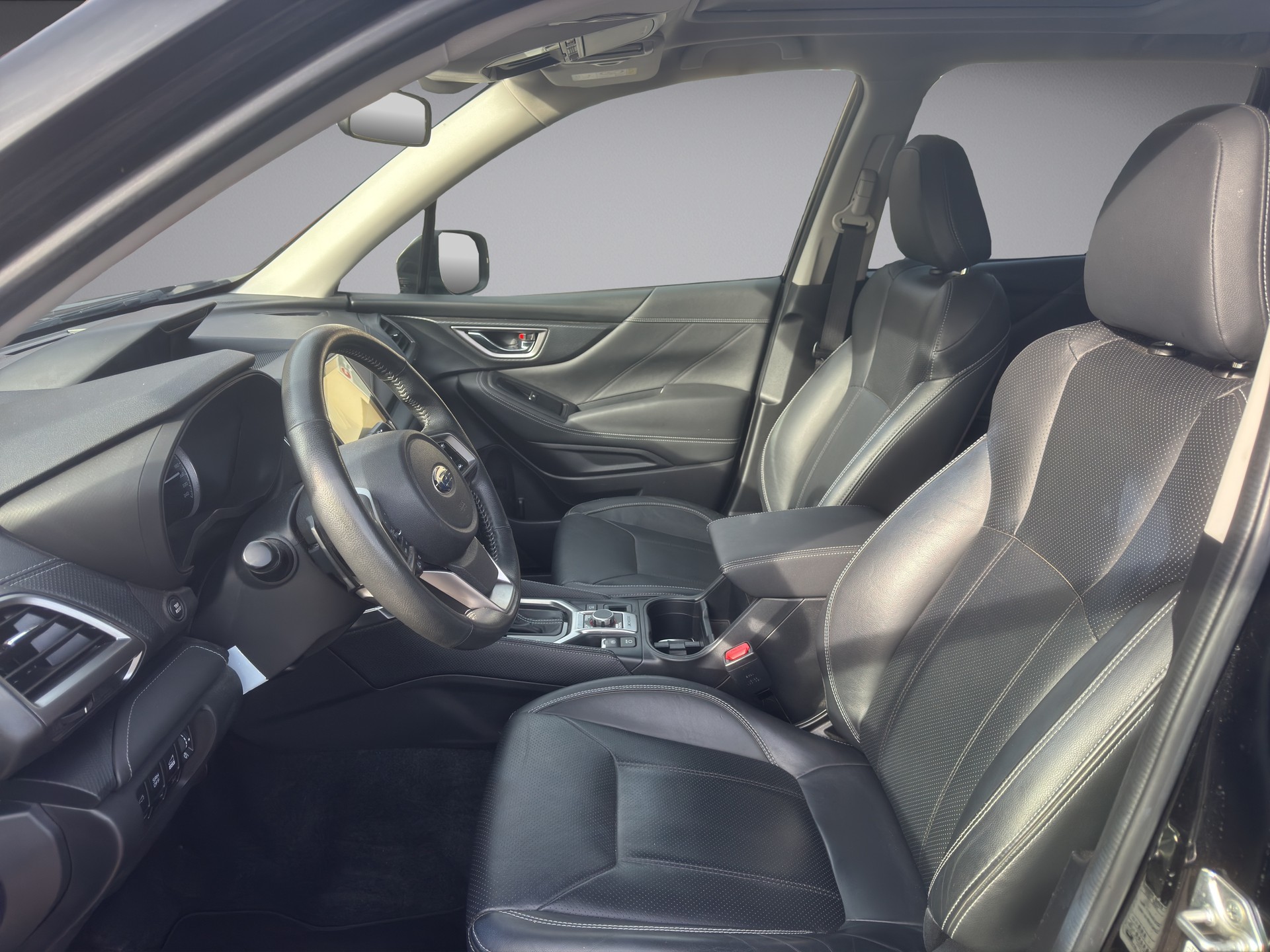 SUBARU Forester Station 2.0i e-Boxer Luxury-image-7