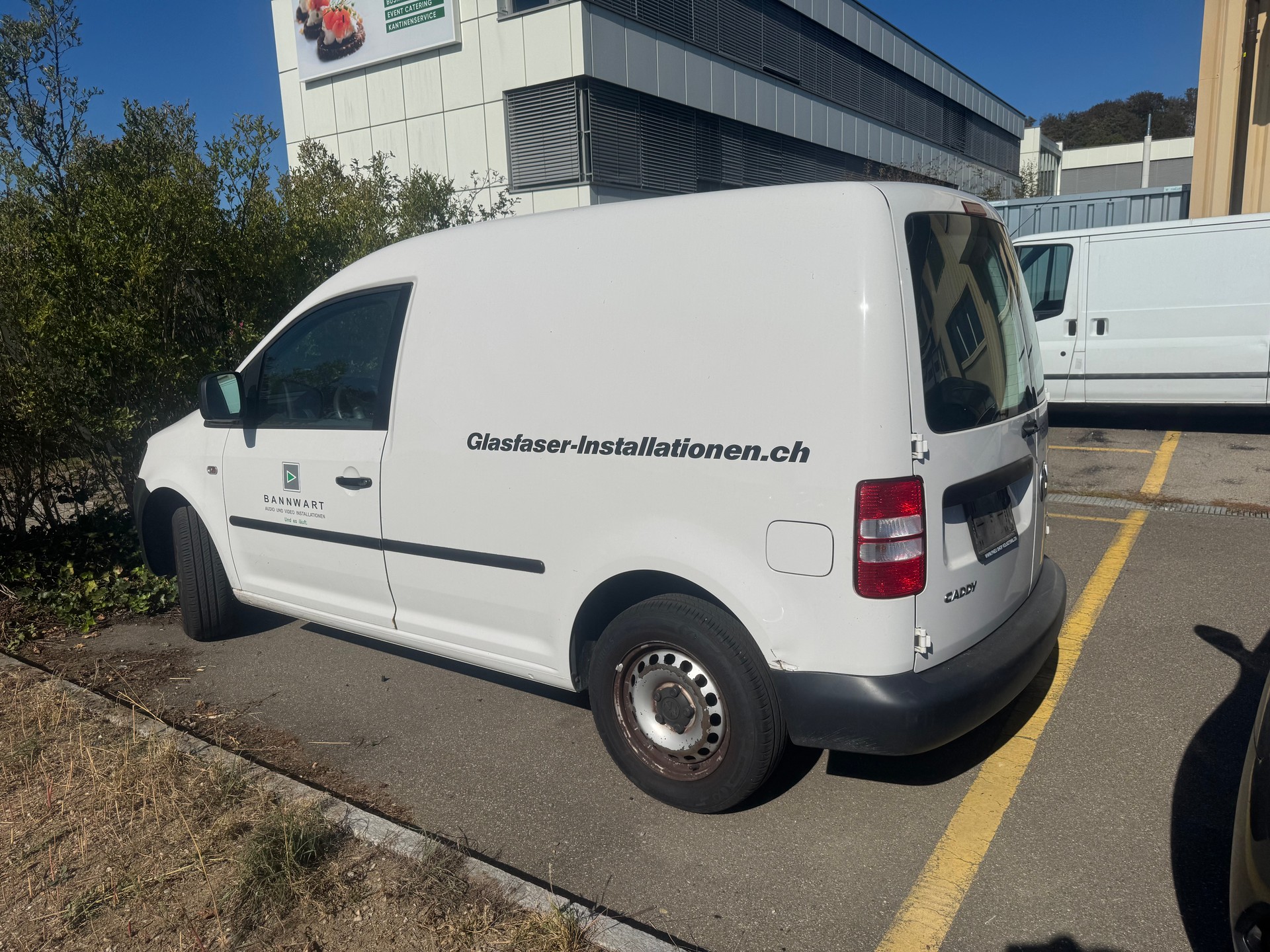 VW Caddy 1.2 TSI-image-1