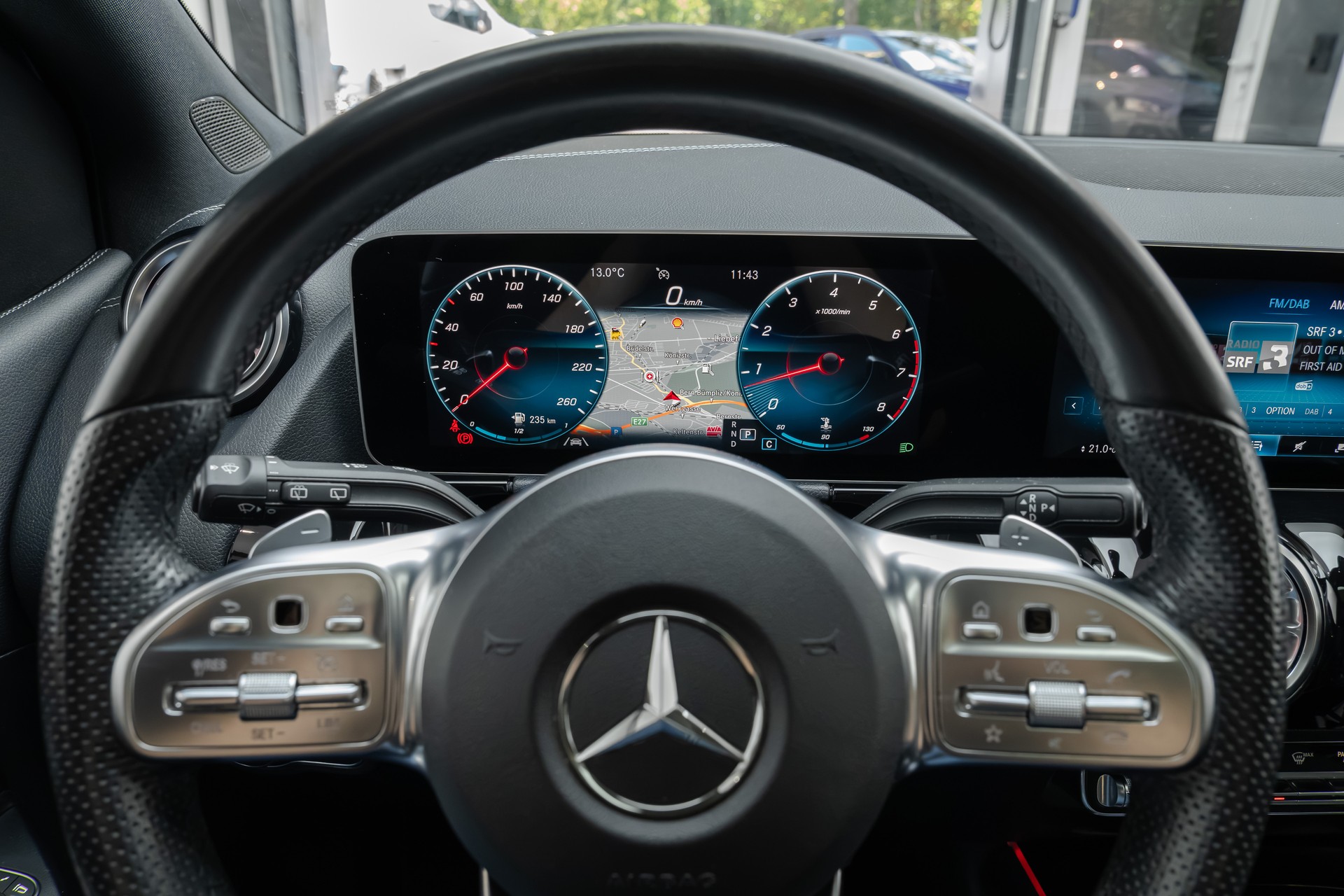 MERCEDES-BENZ B 220 4Matic AMG Line 7G-DCT-image-12