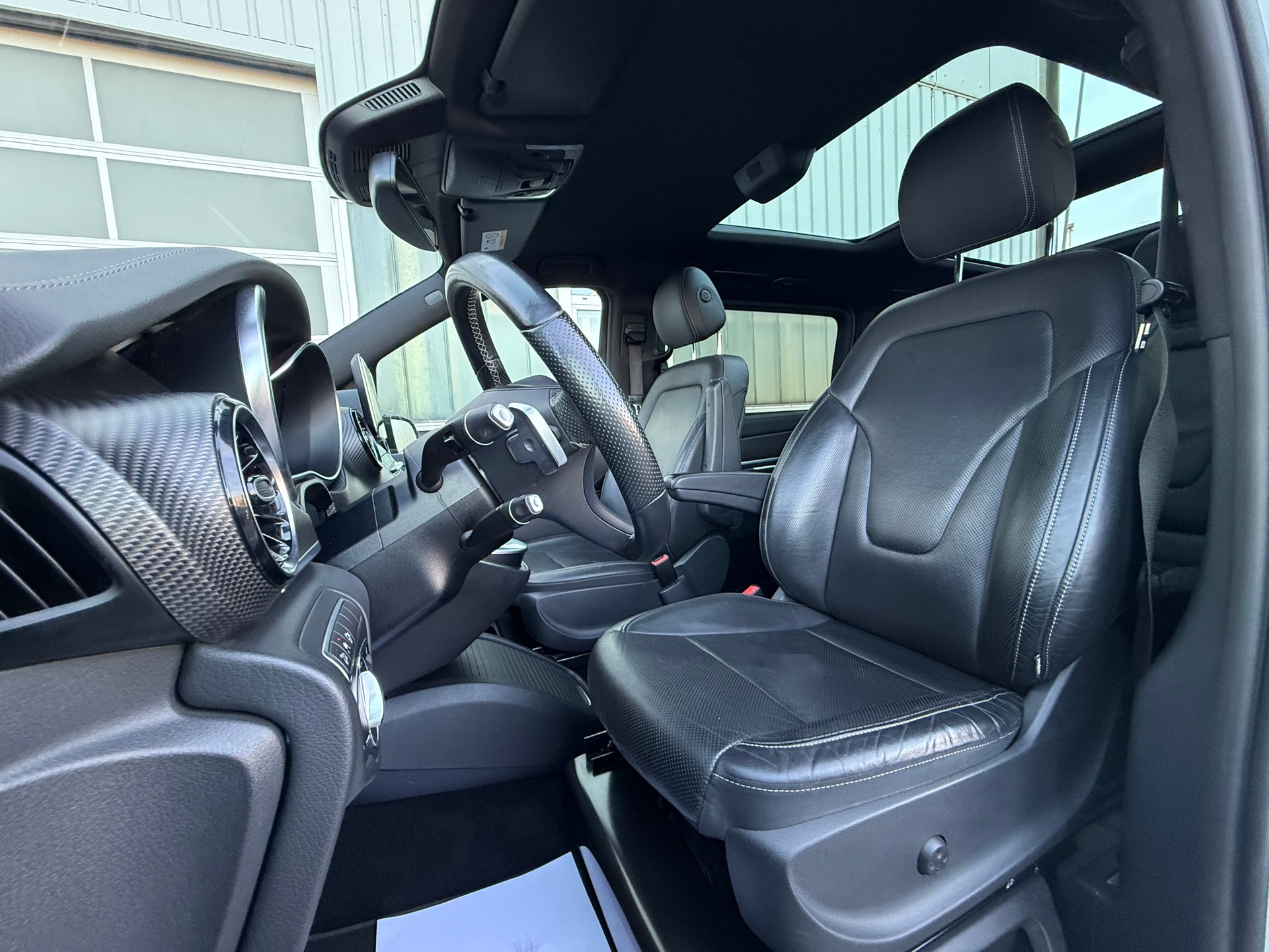 MERCEDES-BENZ V 300 d lang Avantgarde 4Matic 9G-Tronic *** PANORAMADACH***-image-7