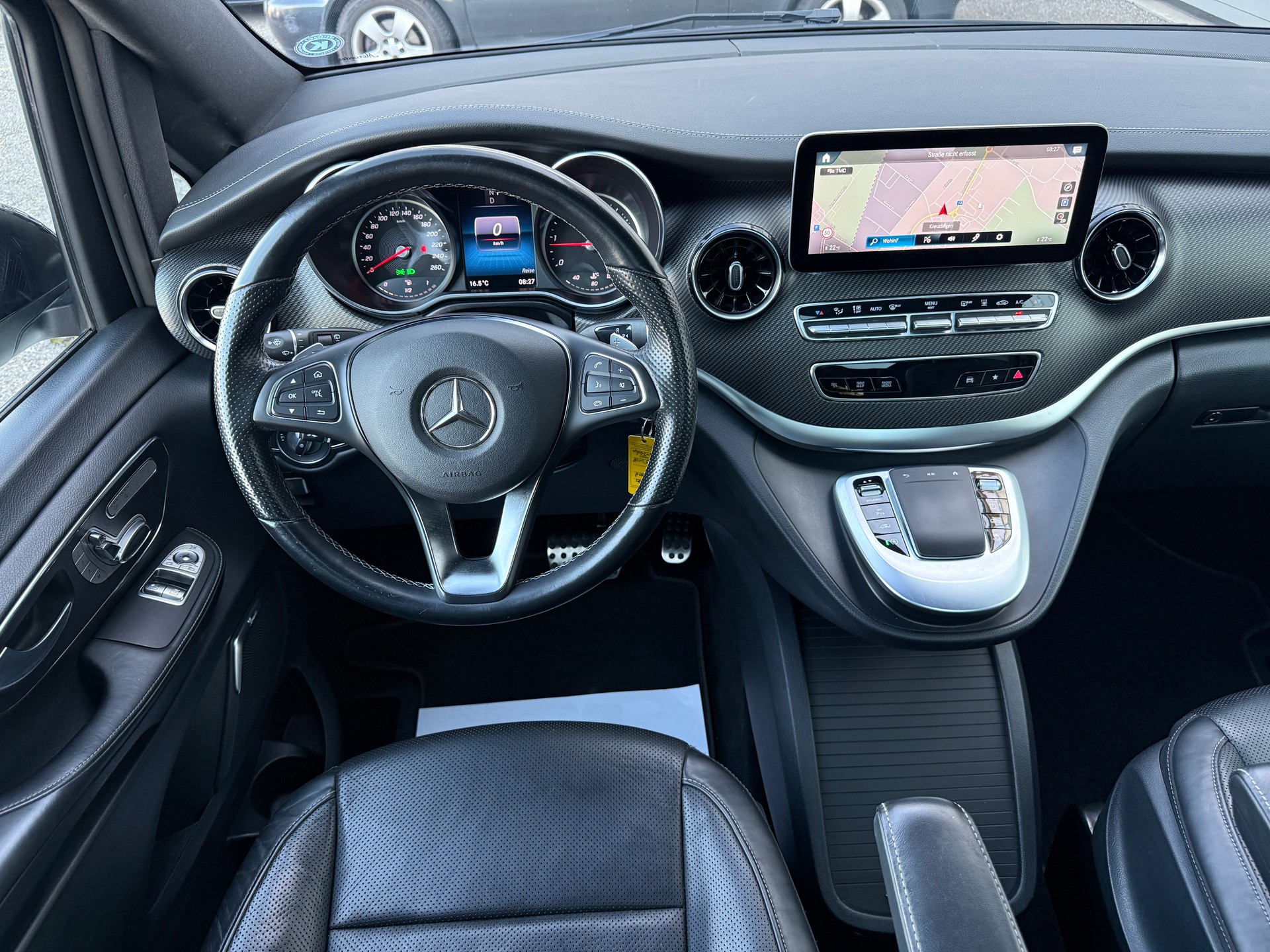 MERCEDES-BENZ V 300 d lang Avantgarde 4Matic 9G-Tronic *** PANORAMADACH***-image-9