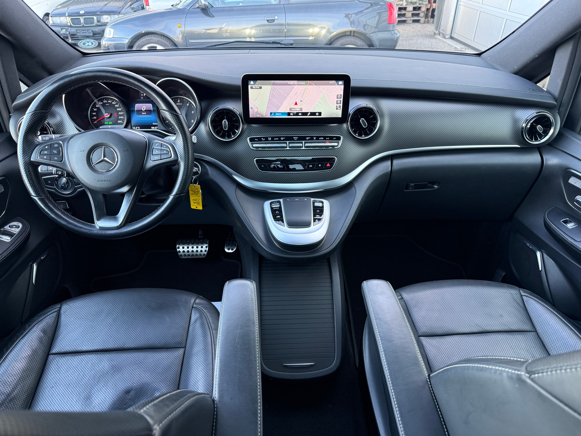 MERCEDES-BENZ V 300 d lang Avantgarde 4Matic 9G-Tronic *** PANORAMADACH***-image-14