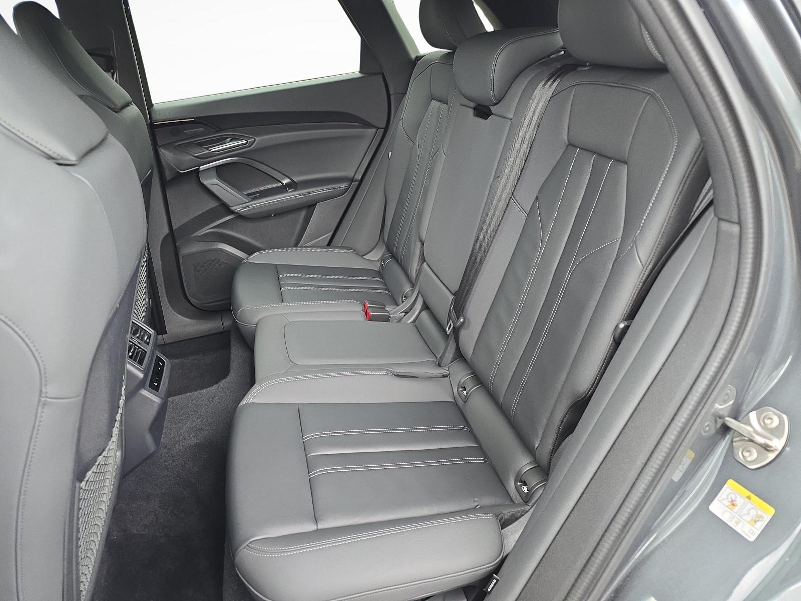 AUDI Q5 SUV 2.0 TDI quattro S-Tronic-image-10