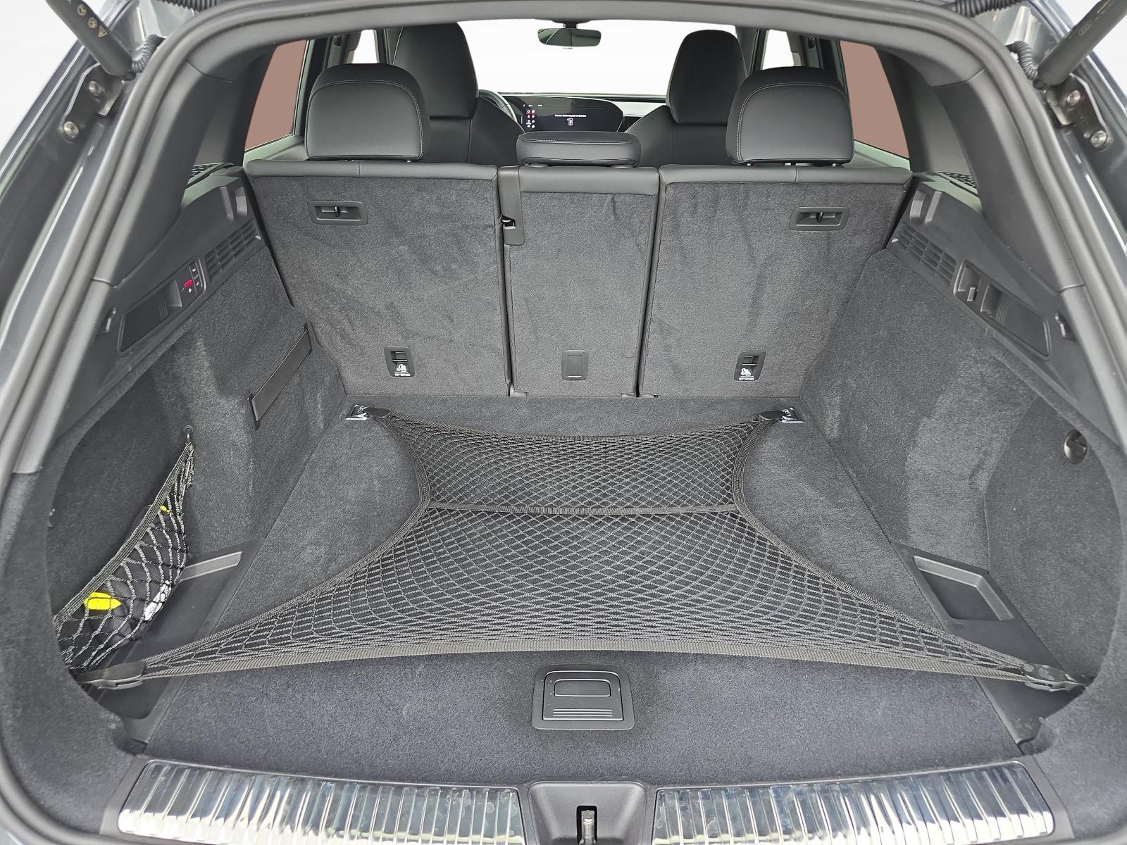 AUDI Q5 SUV 2.0 TDI quattro S-Tronic-image-11