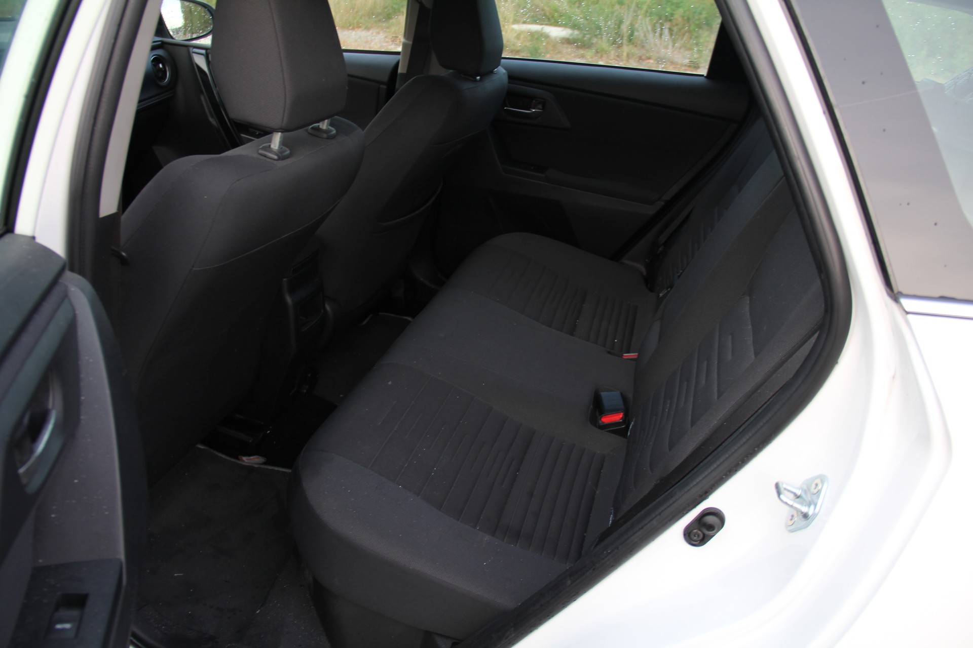 TOYOTA Auris Touring Sports 1.8 HSD Comfort e-CVT-image-8