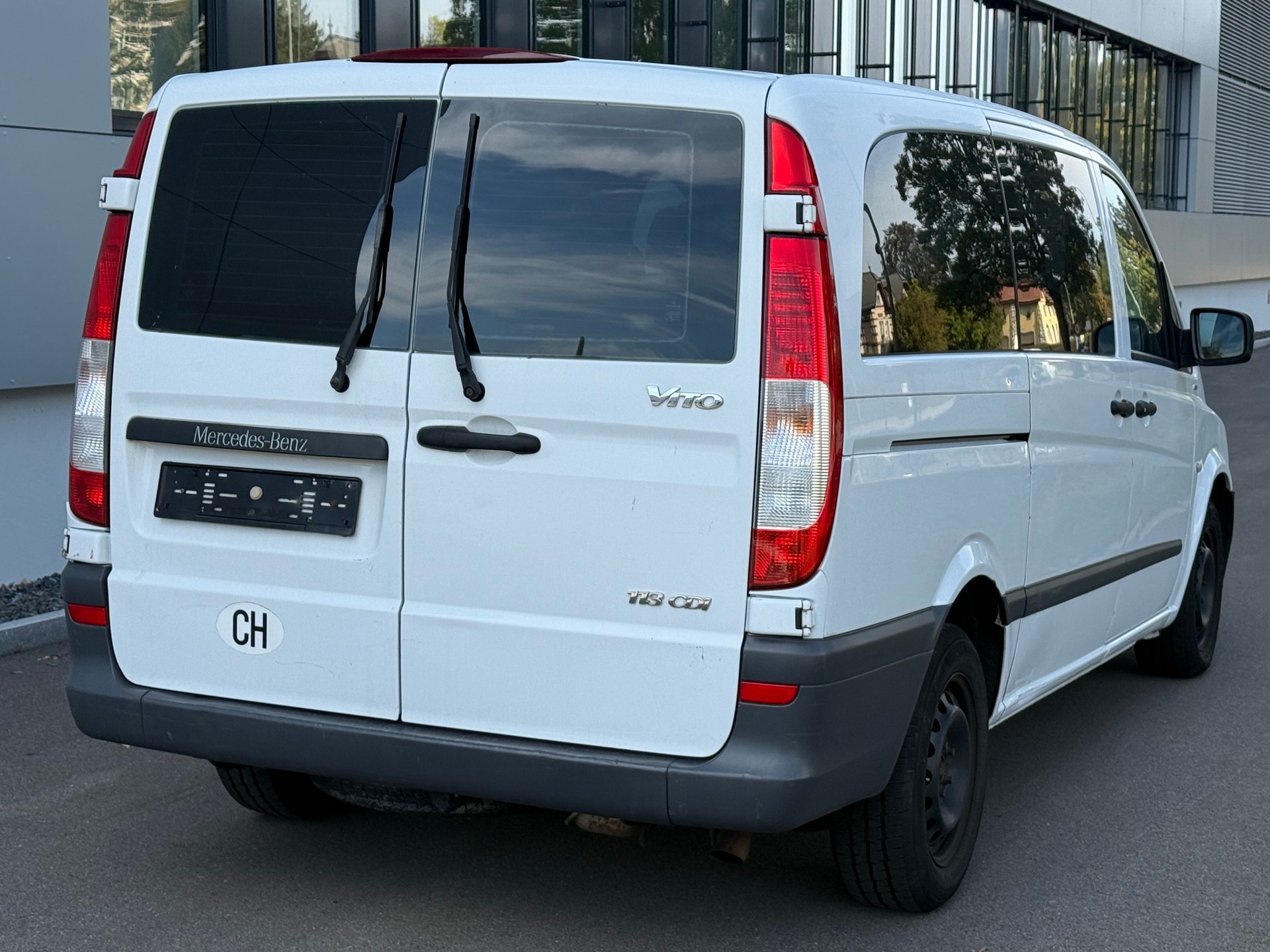 MERCEDES-BENZ Vito 113 CDI Blue Efficiency EL A-image-4