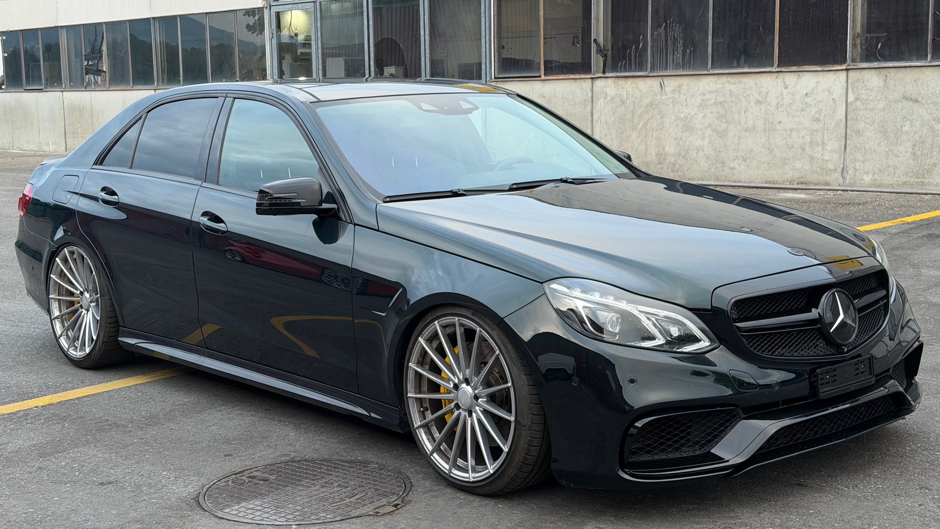 MERCEDES-BENZ E 63 AMG S 4Matic Speedshift-image-6