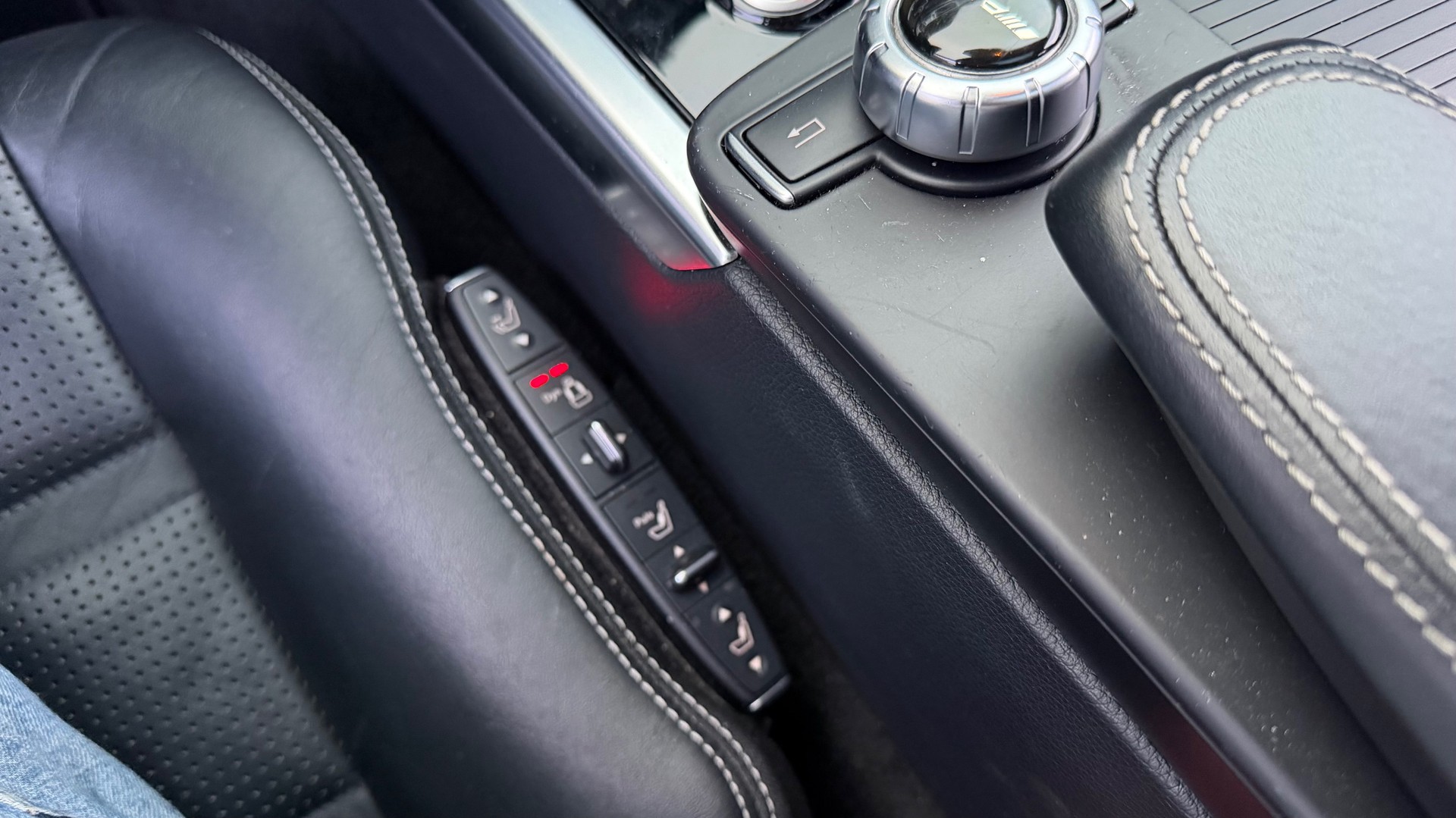 MERCEDES-BENZ E 63 AMG S 4Matic Speedshift-image-14