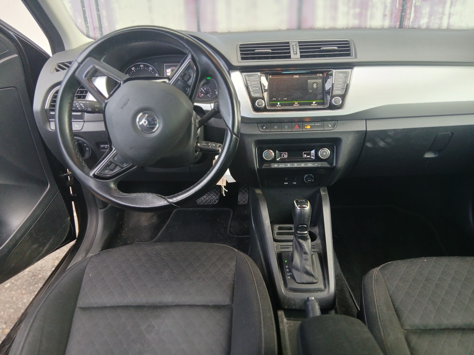 SKODA Fabia 1.2 TSI Style DSG-image-9