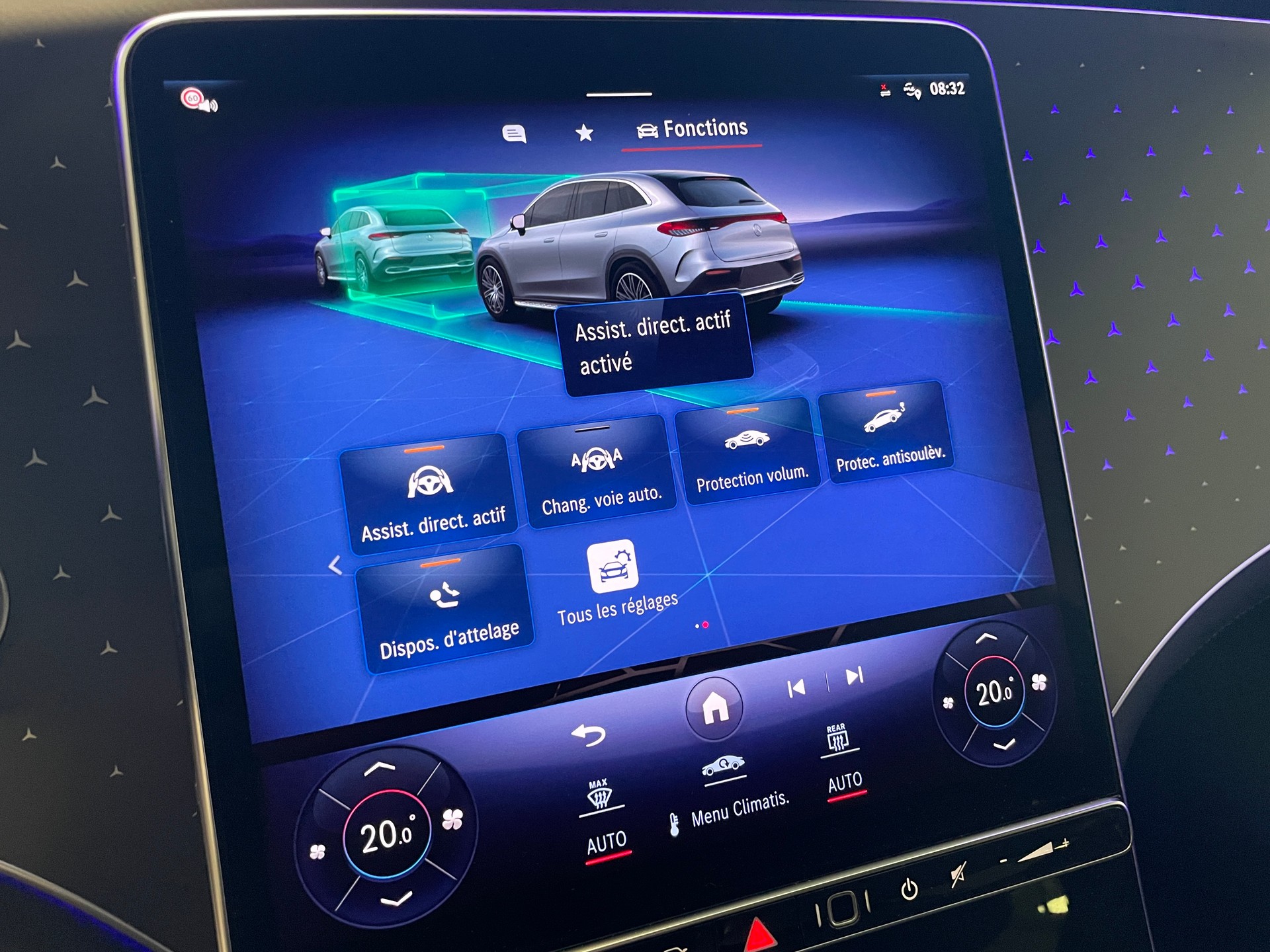 MERCEDES-BENZ EQE SUV 500 4 Matic AMG Line-image-18