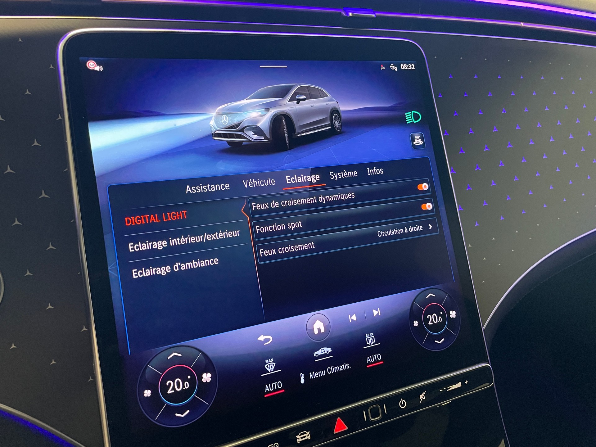 MERCEDES-BENZ EQE SUV 500 4 Matic AMG Line-image-21