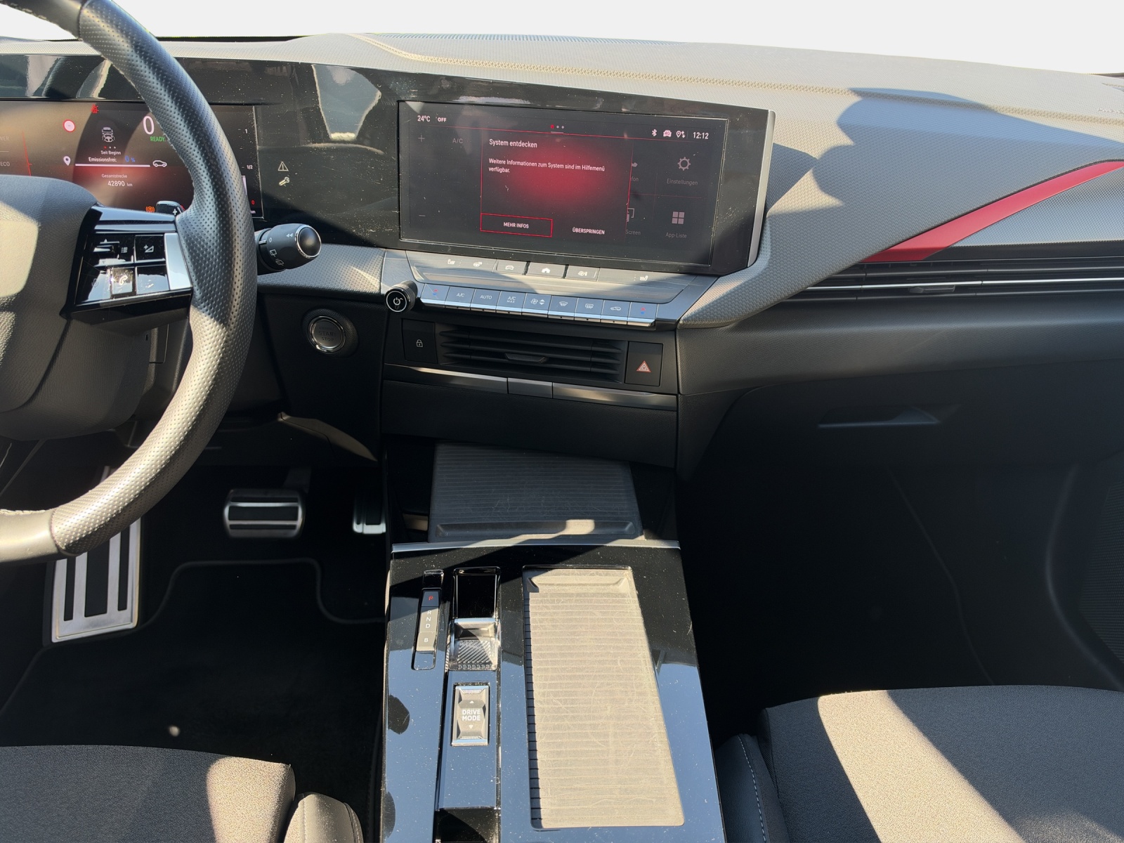 OPEL Astra 1.6T/180 Swiss Plus Hybrid-image-13