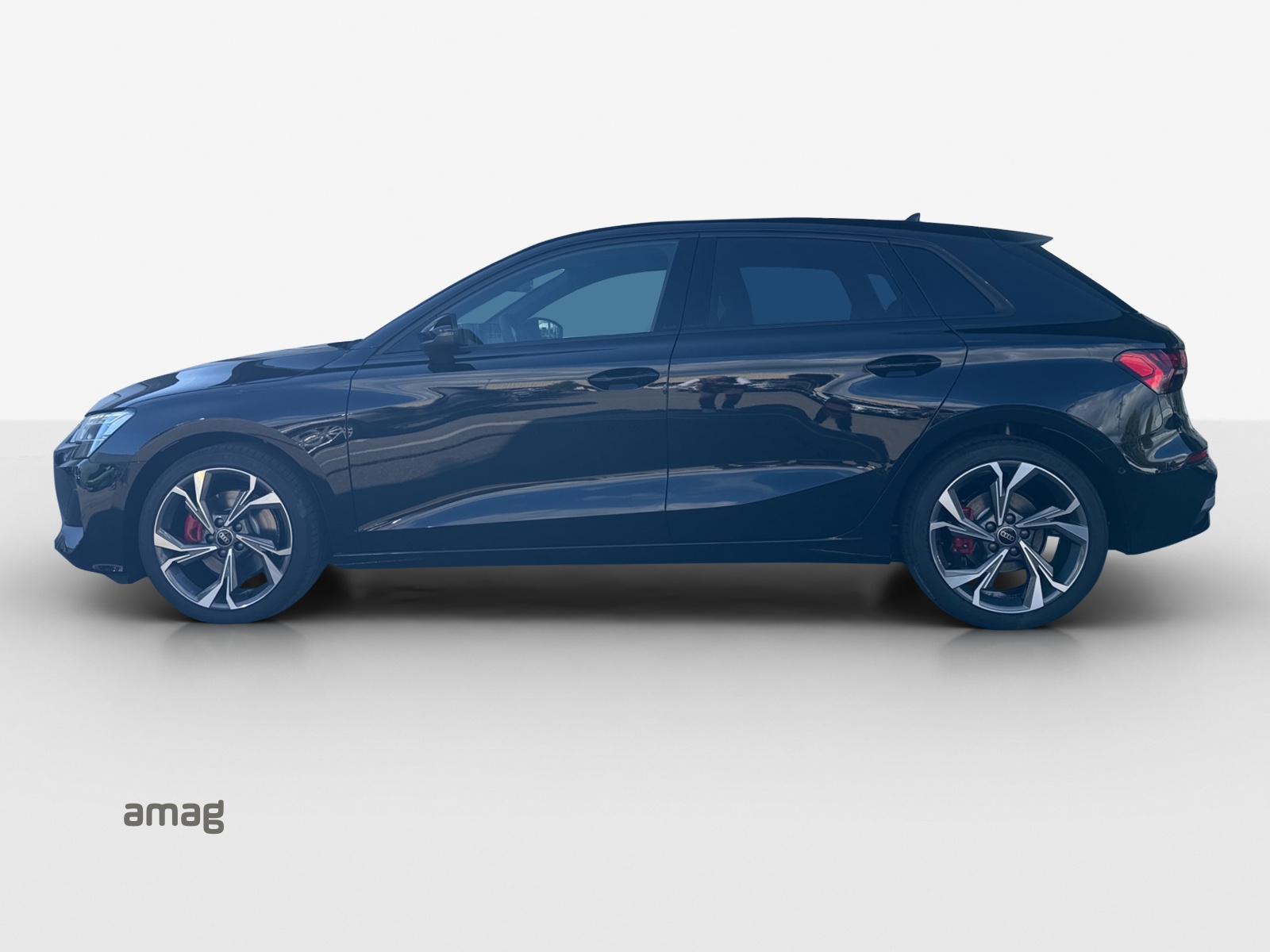 AUDI A3 Sportback TFSI 110 kW Attraction S tronic-image-1